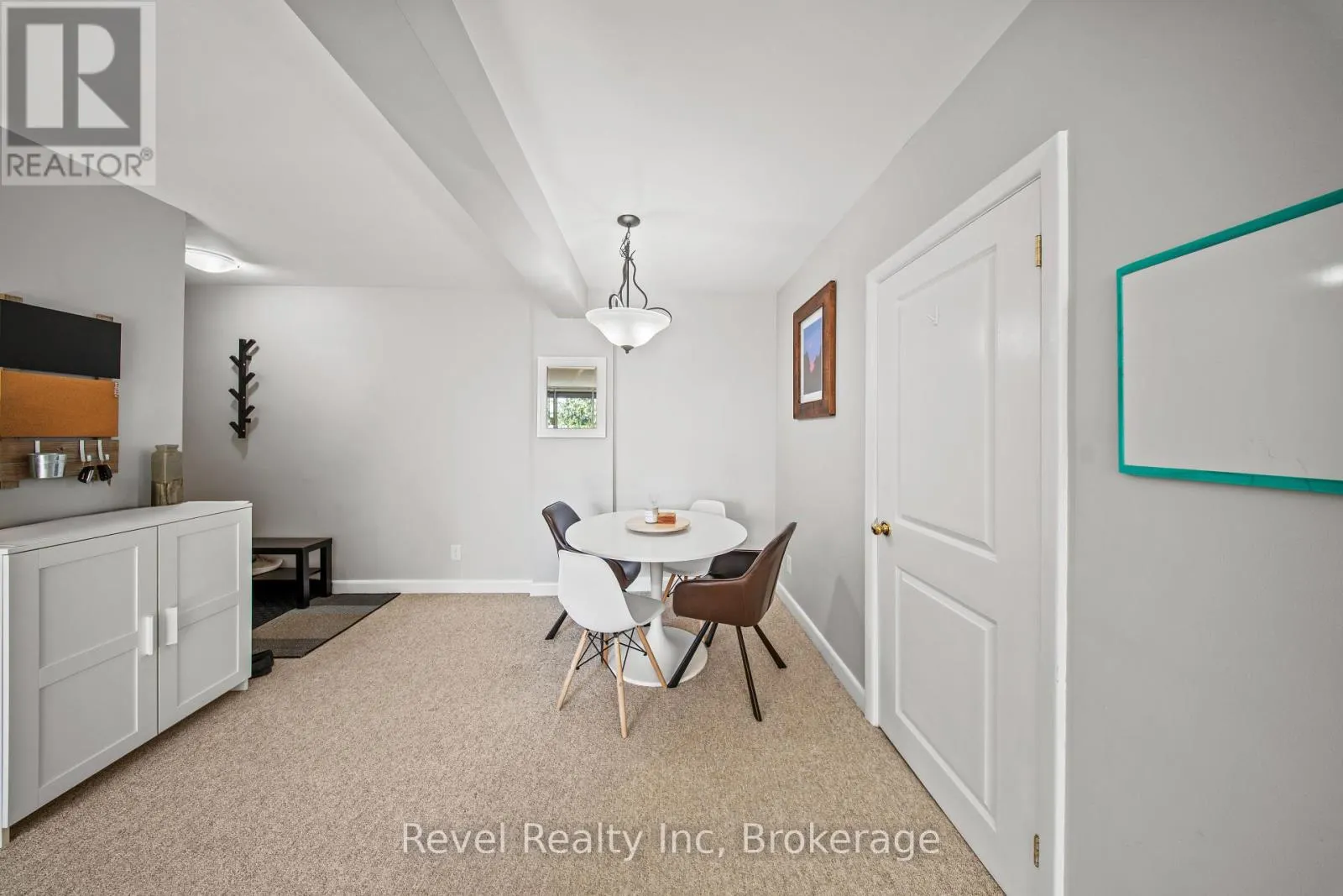 11 - 118 ISABELLA STREET, #11