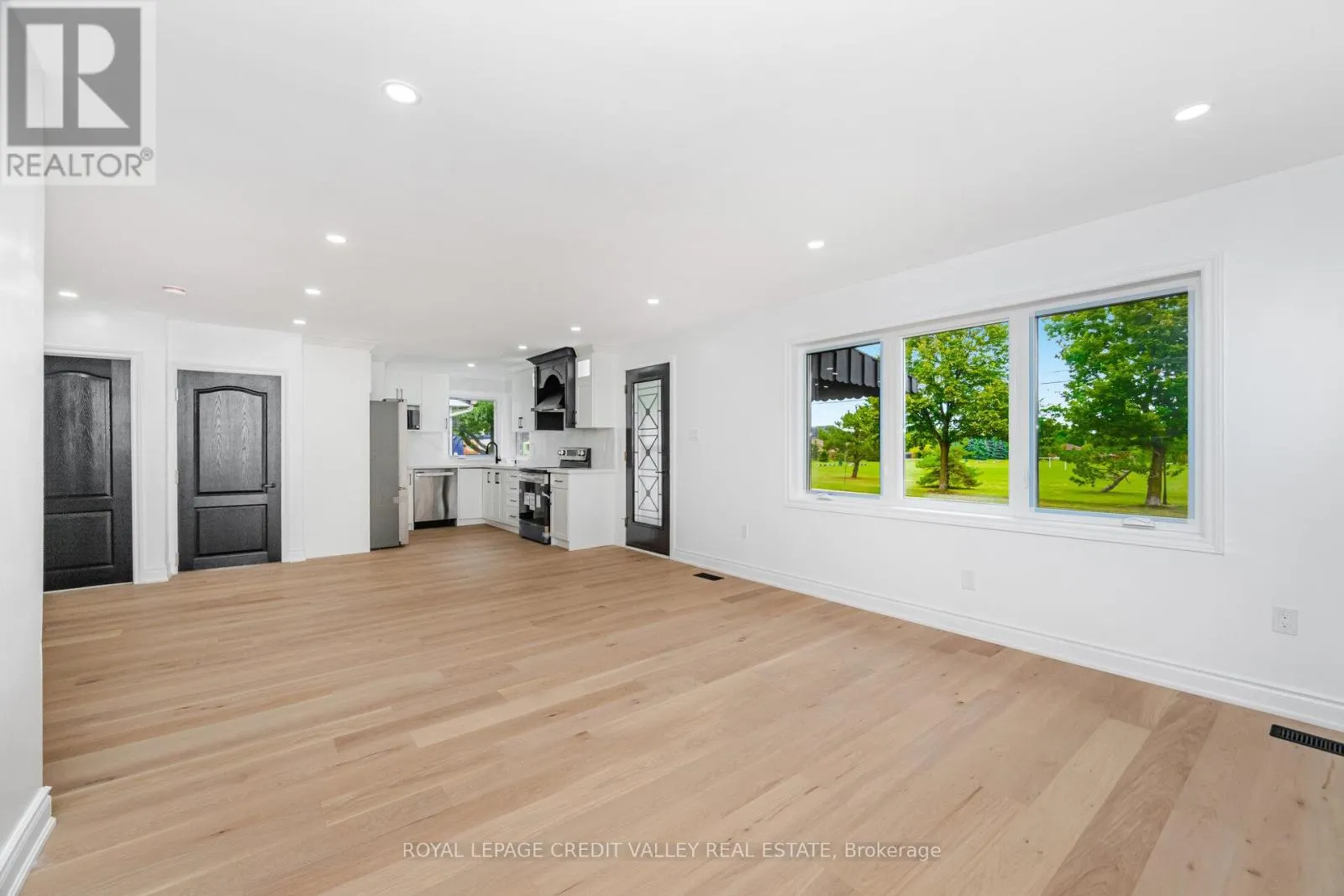 UPPER - 812 TENTH AVENUE