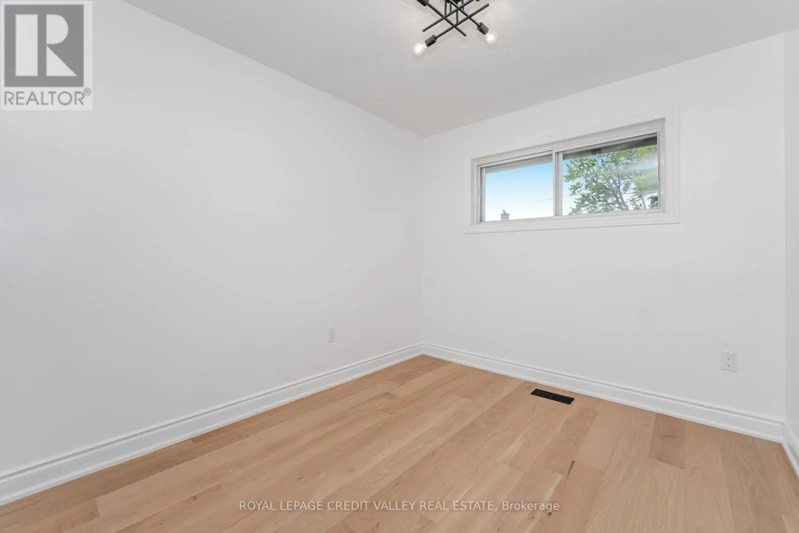 UPPER - 812 TENTH AVENUE