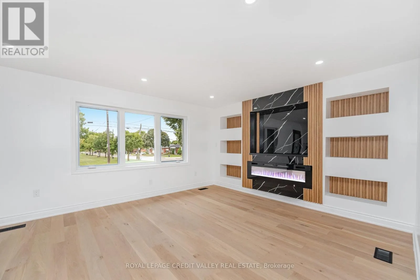 UPPER - 812 TENTH AVENUE