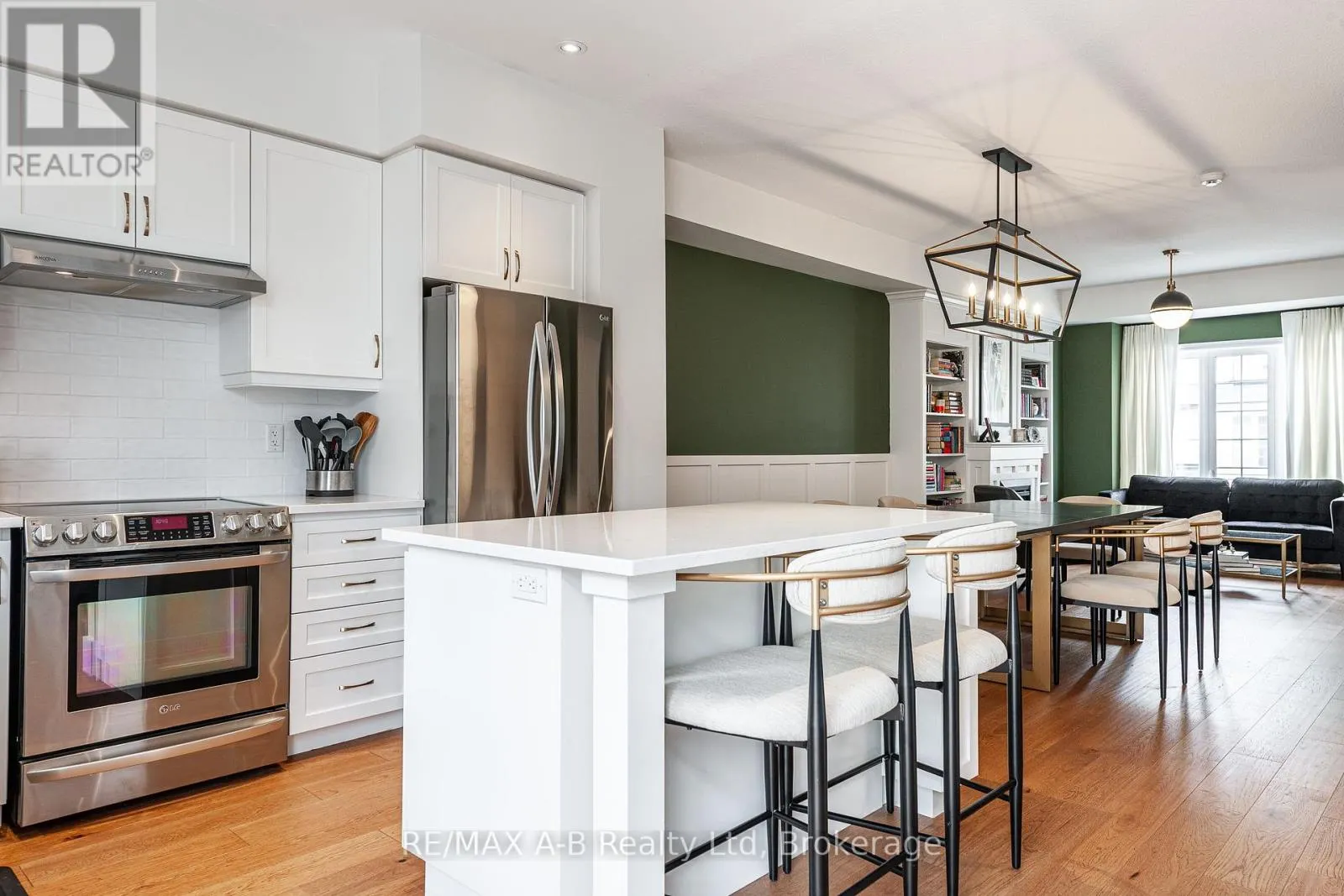 51 - 342 MILL STREET, #51