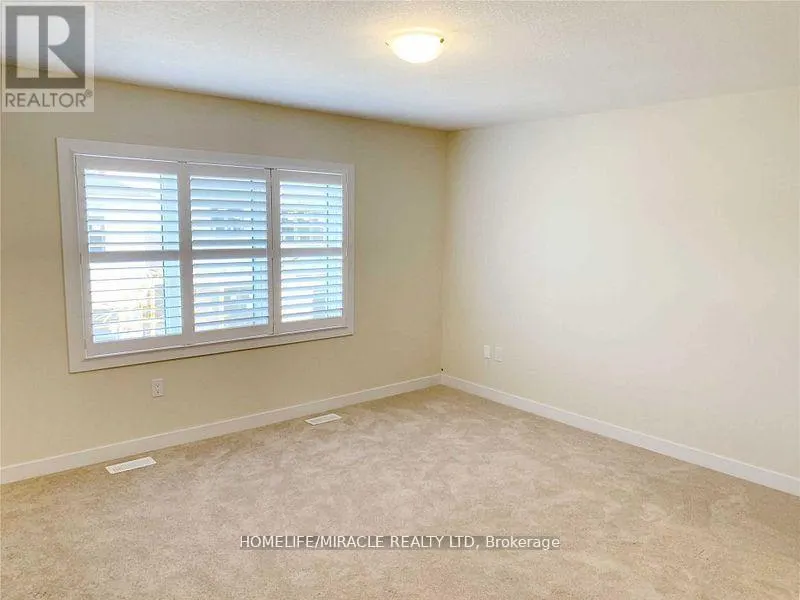 35 SANTOS DRIVE