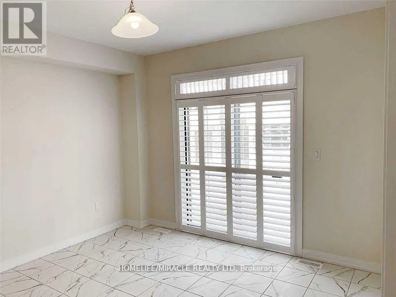 35 SANTOS DRIVE