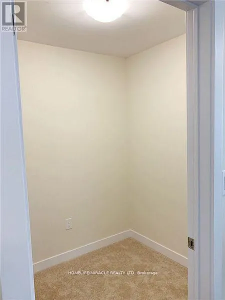 35 SANTOS DRIVE