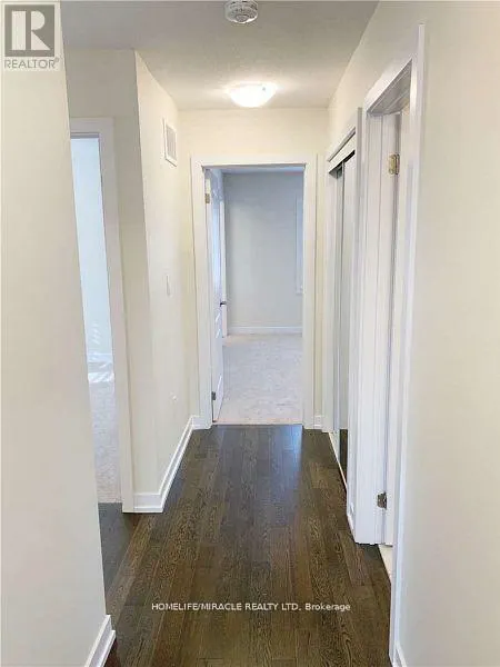 35 SANTOS DRIVE