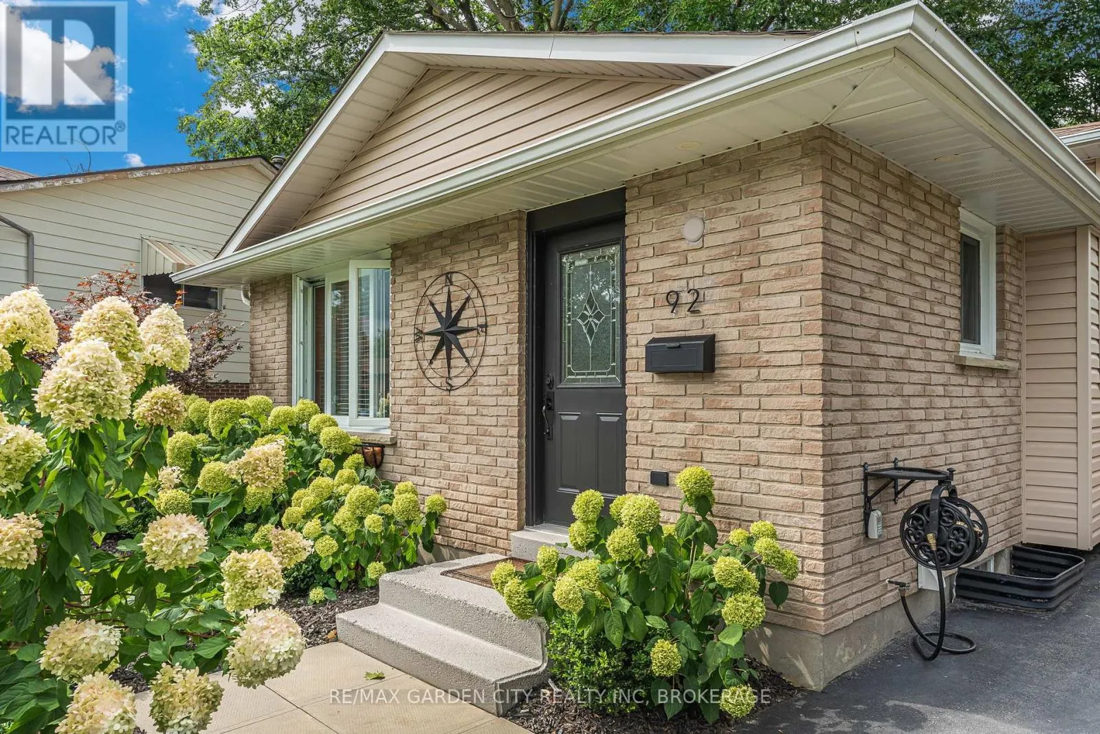 92 GLEN PARK DRIVE