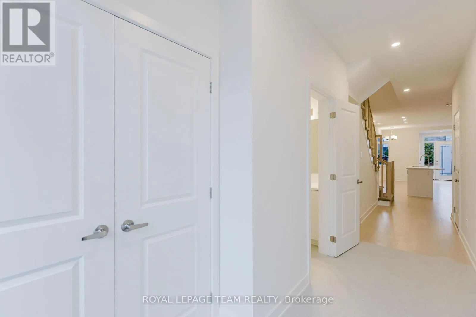 805 ANCIANO CRESCENT