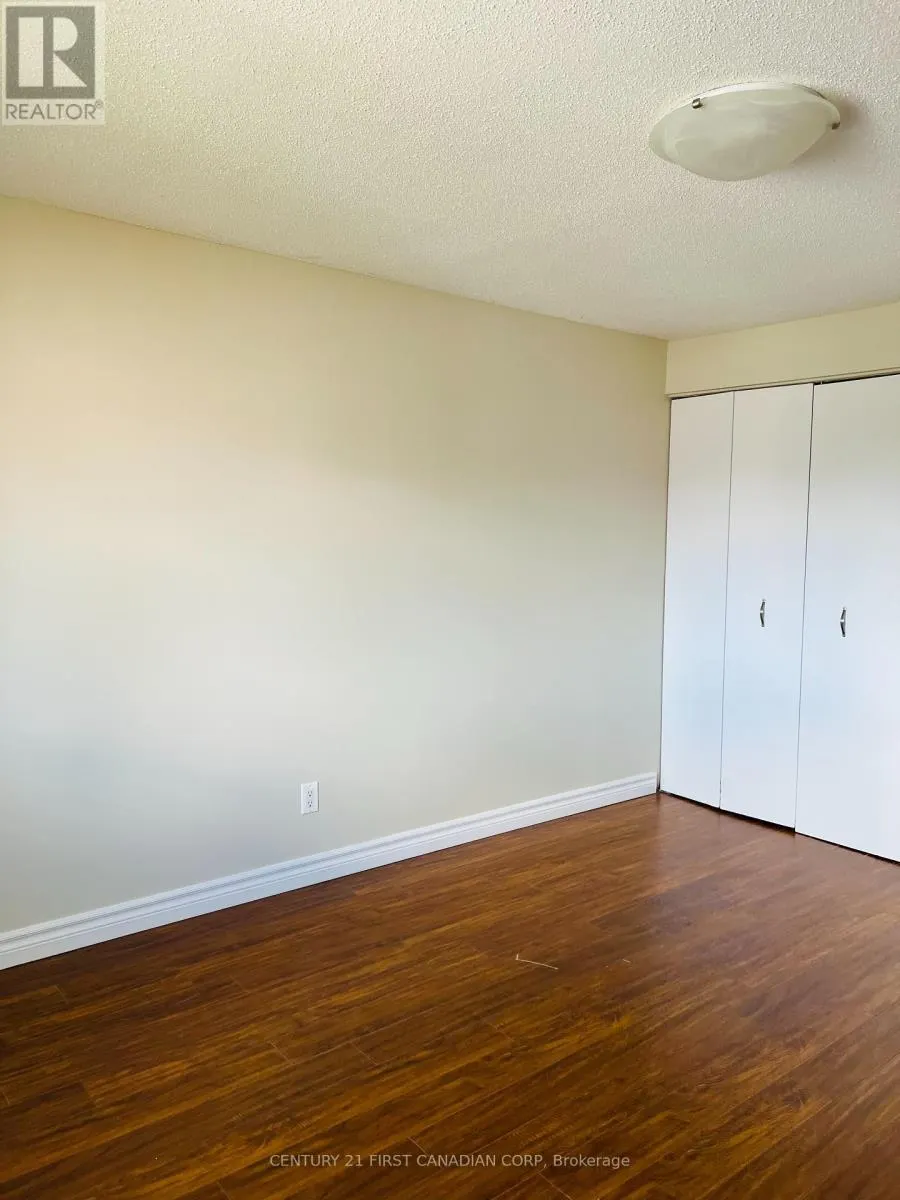 9 - 135 BELMONT DRIVE, #9