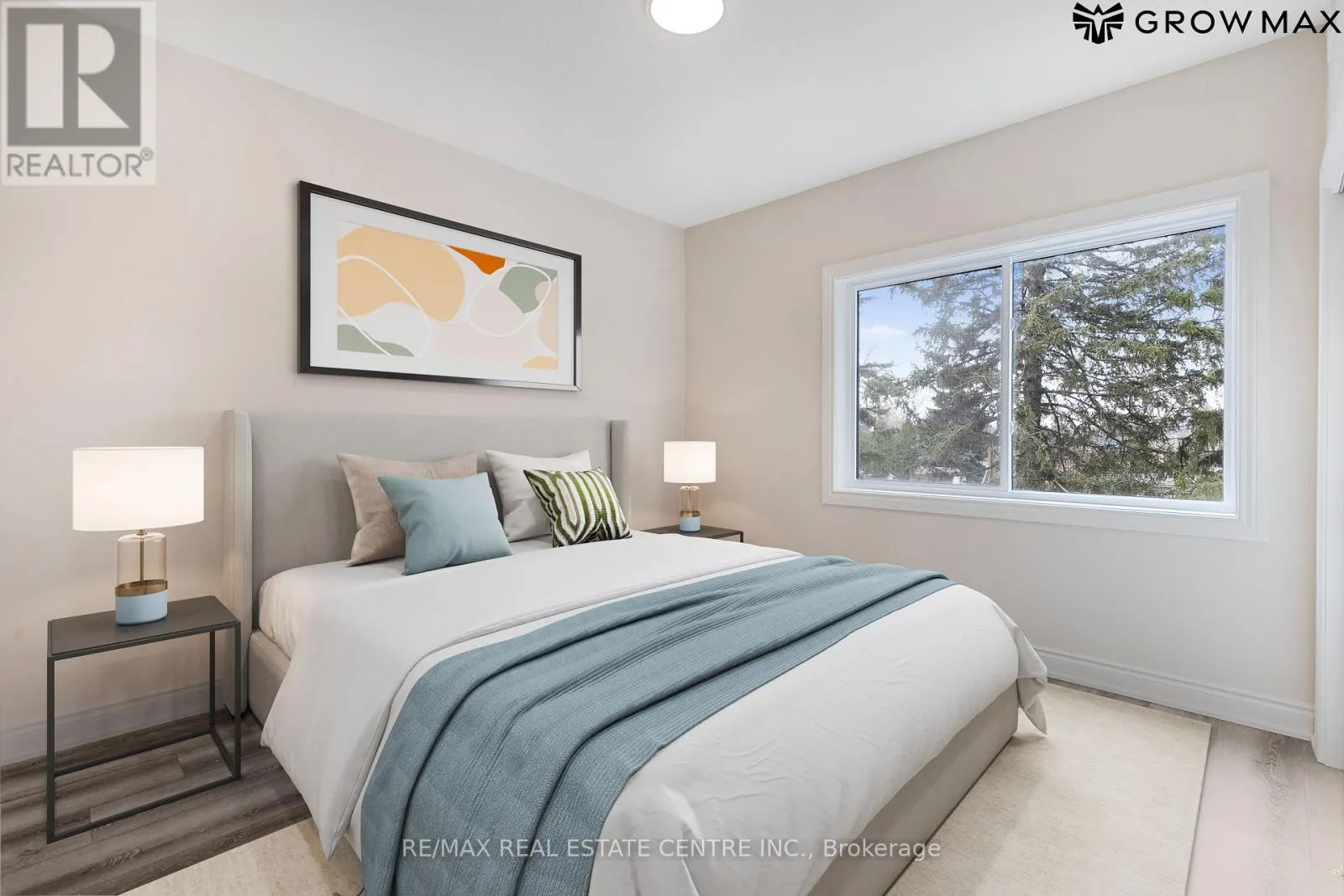 202-2B - 261 KING STREET E