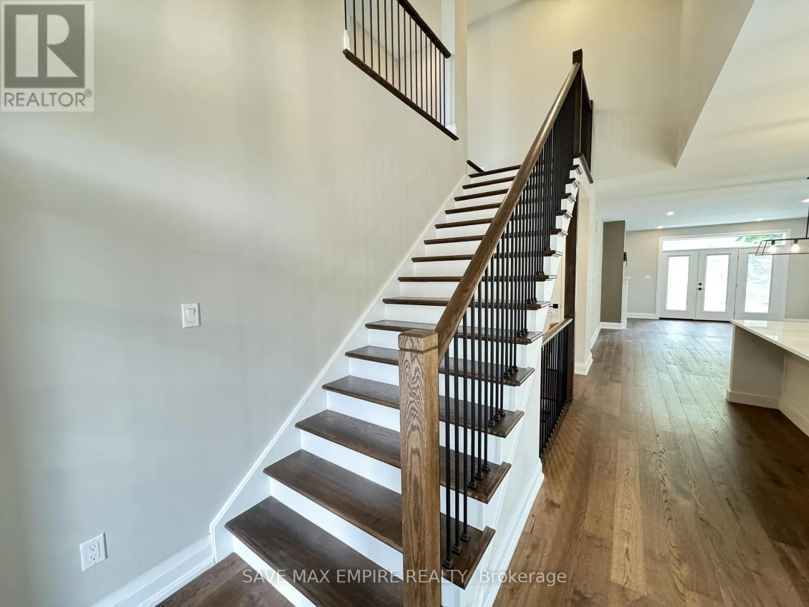 403 - 5 WOOD HAVEN DRIVE