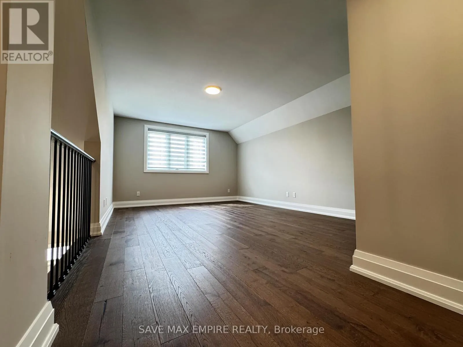 403 - 5 WOOD HAVEN DRIVE