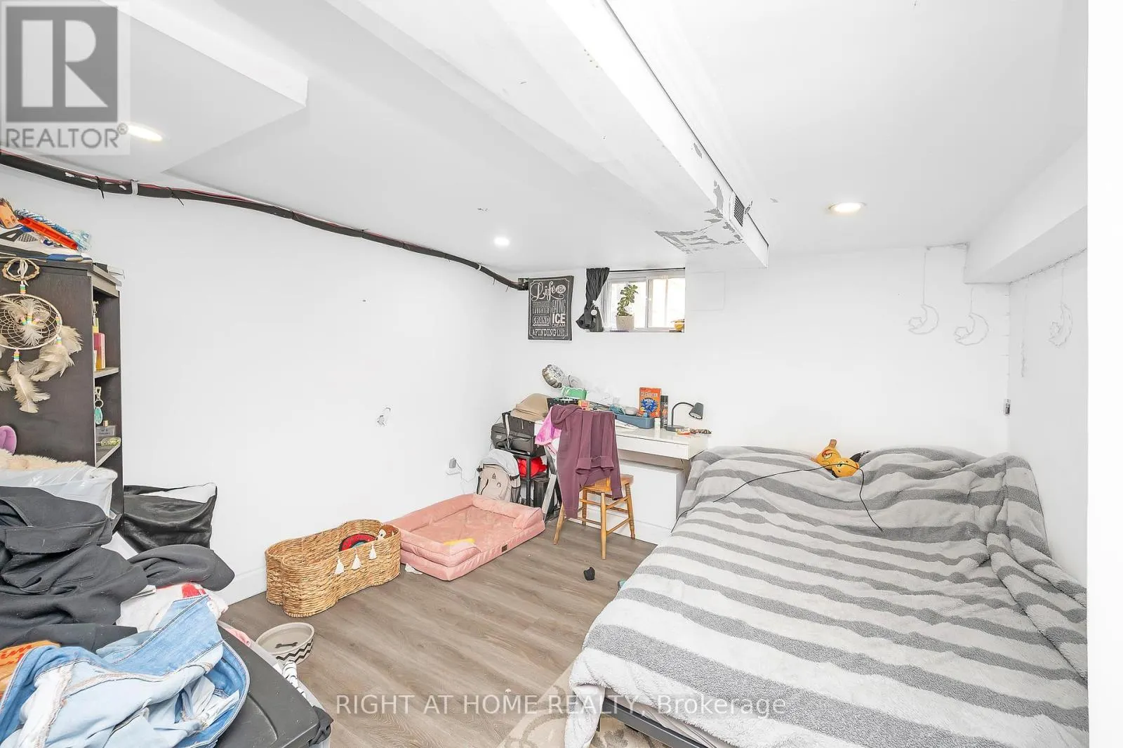 18 HUNTLEY STREET