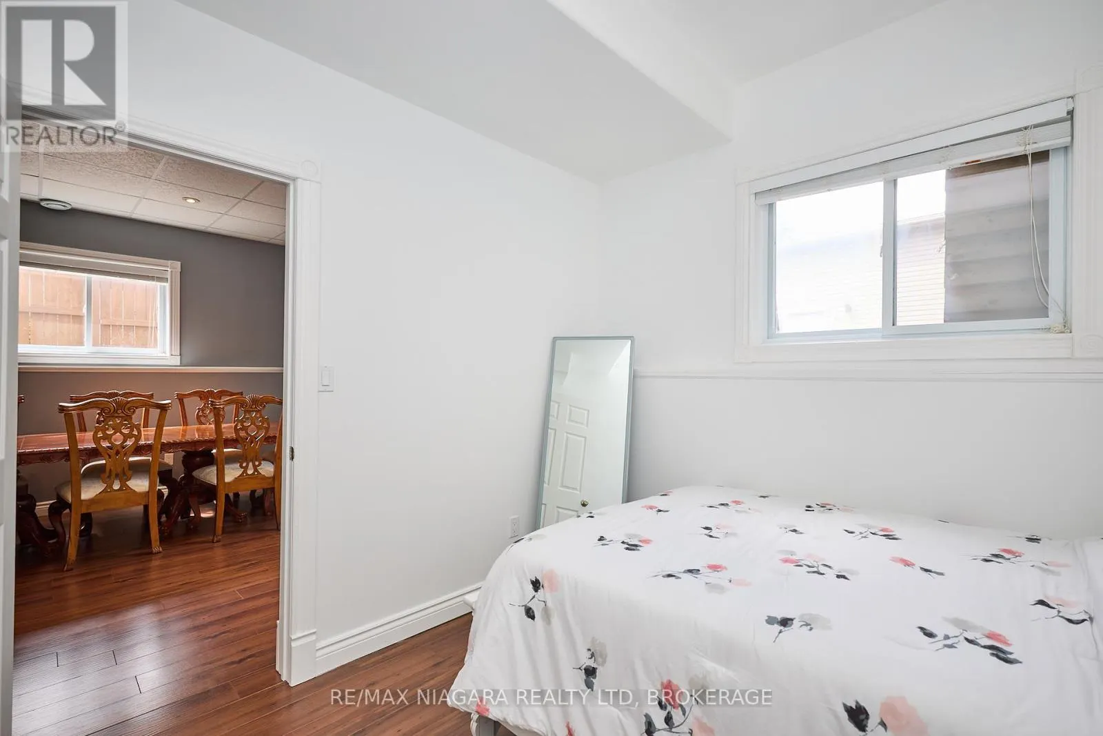 9 KEELE STREET