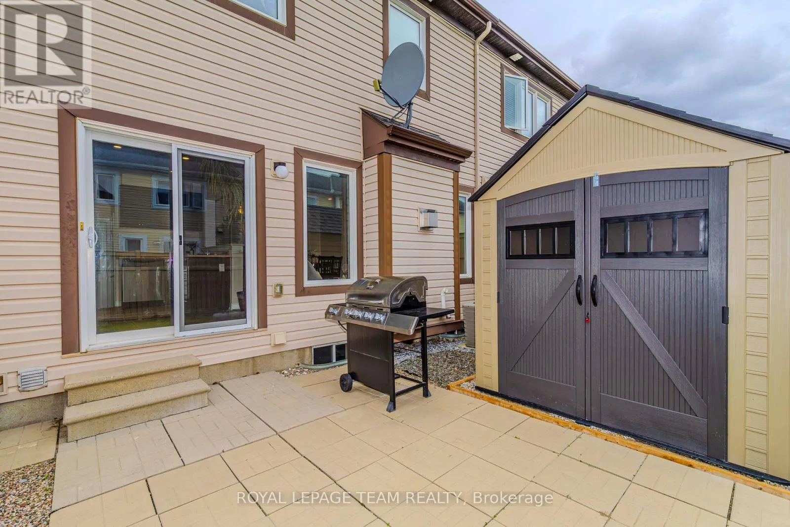 466 MEADOWHAWK CRESCENT