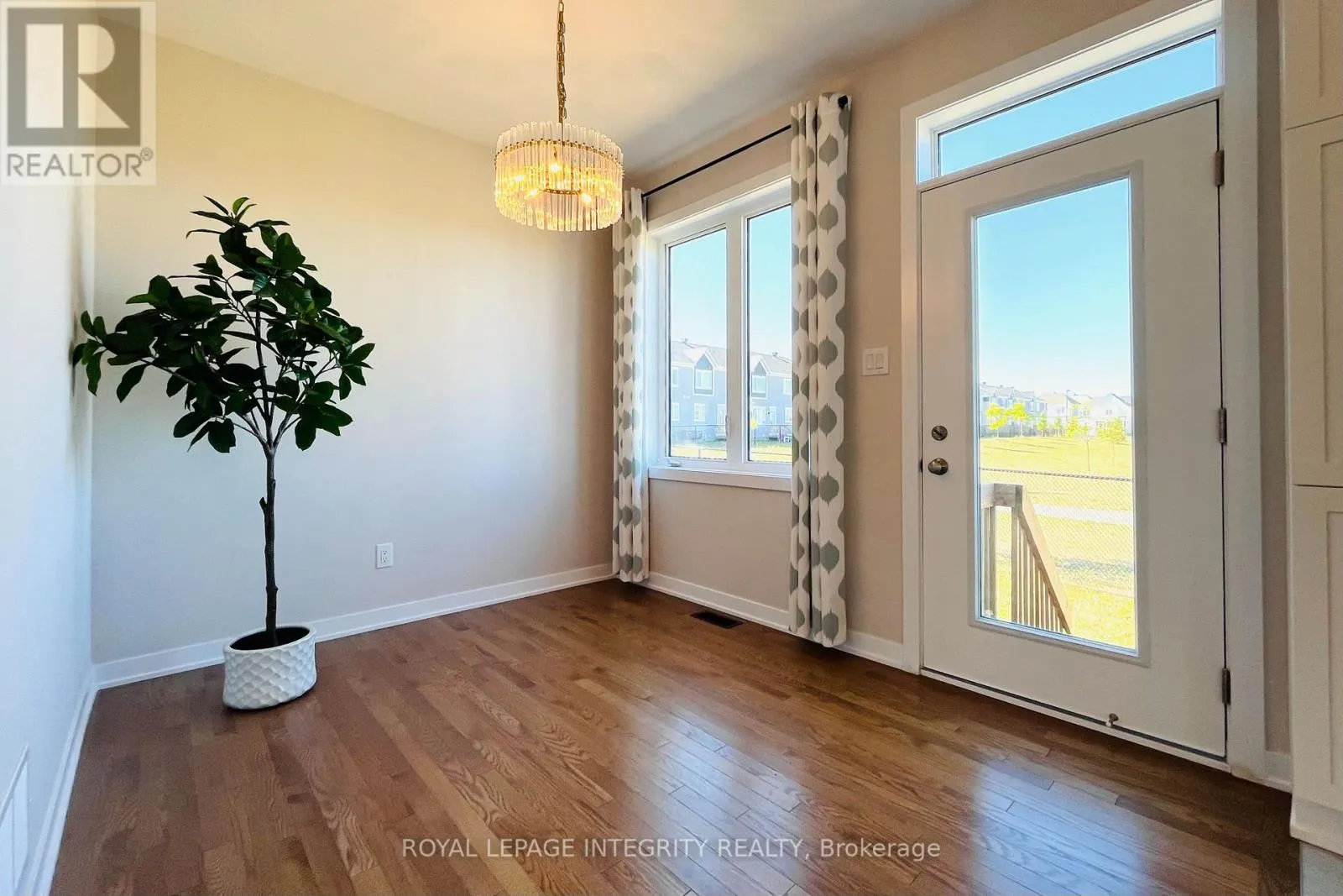 324 CANADENSIS LANE