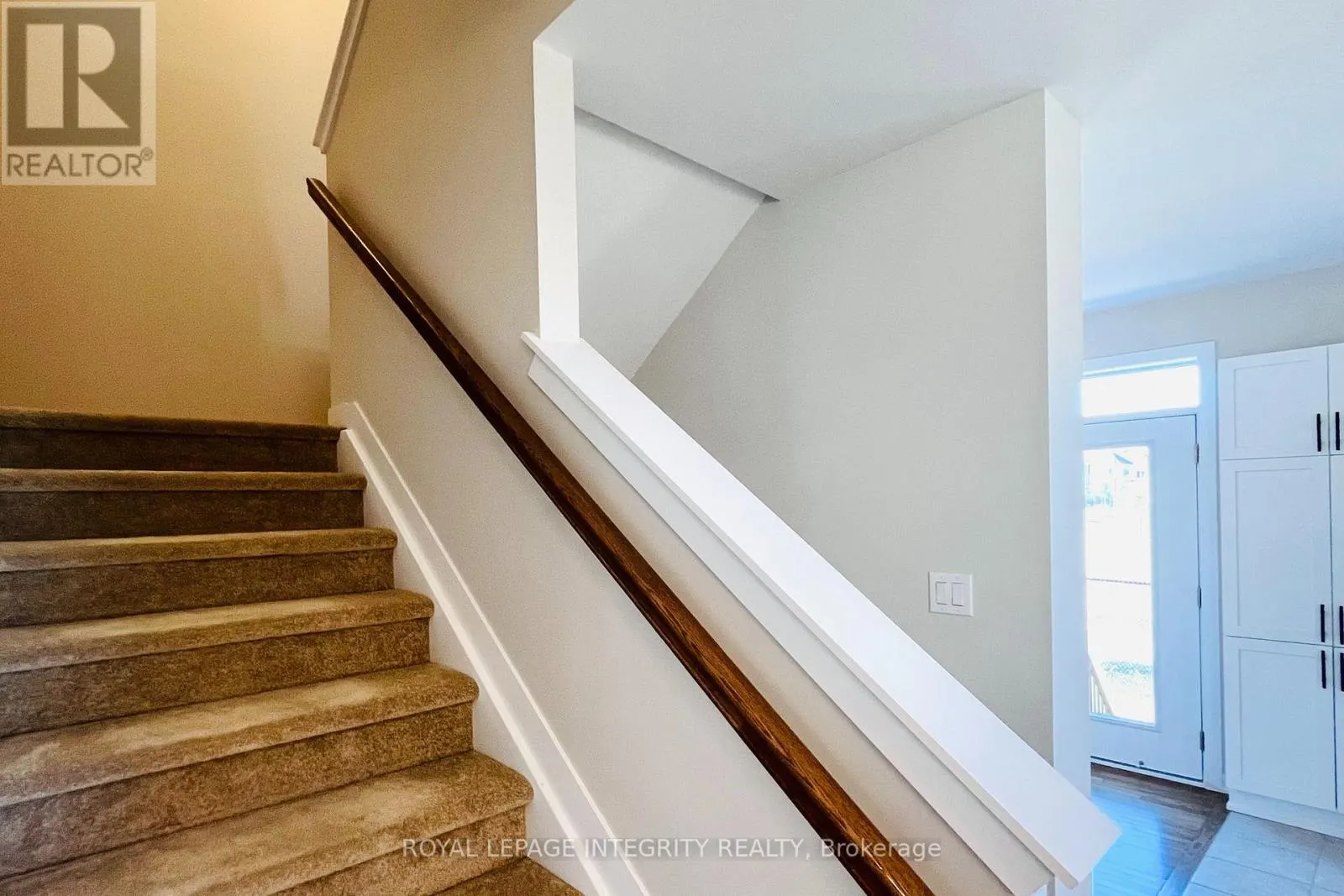 324 CANADENSIS LANE