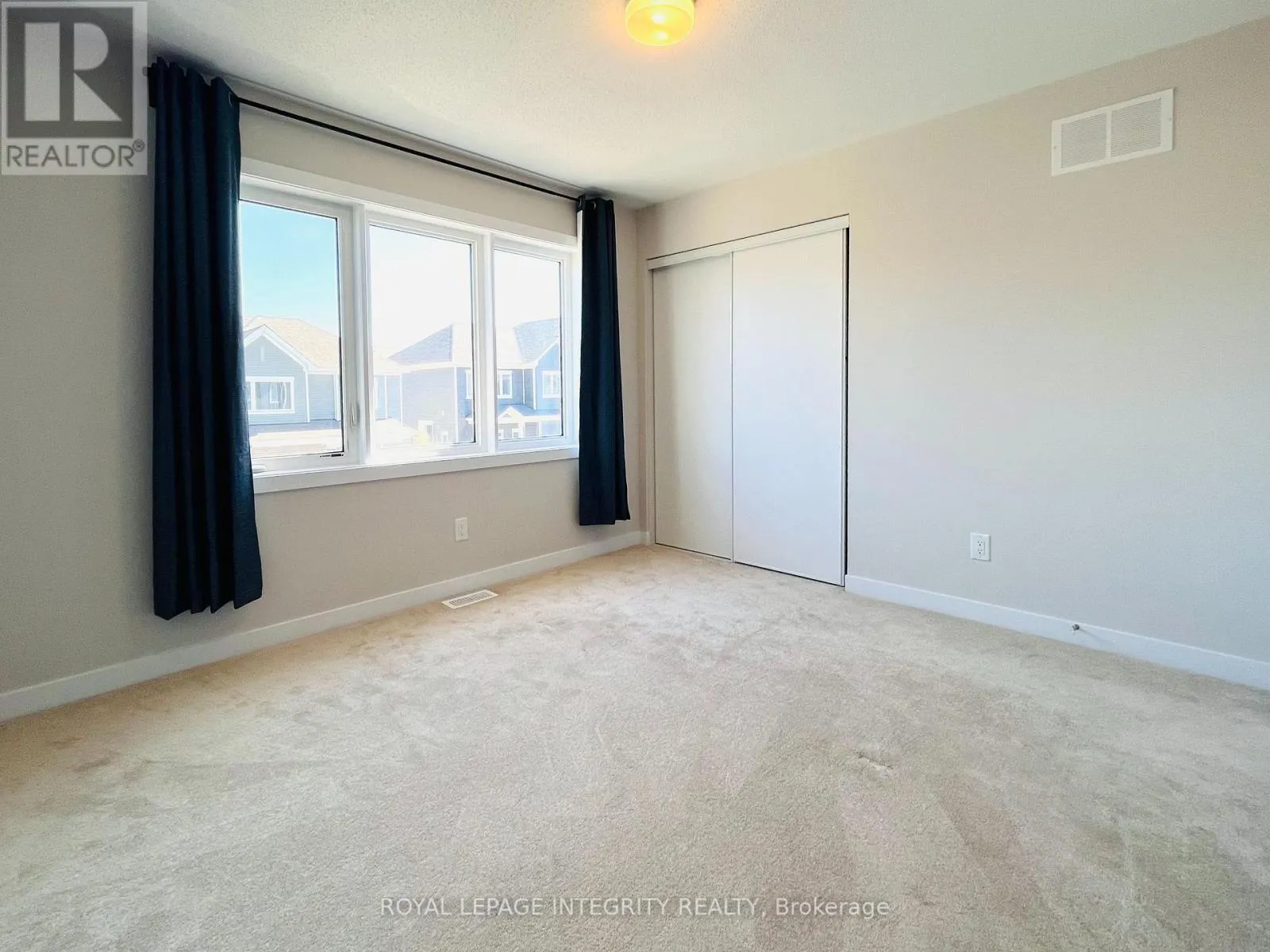 324 CANADENSIS LANE
