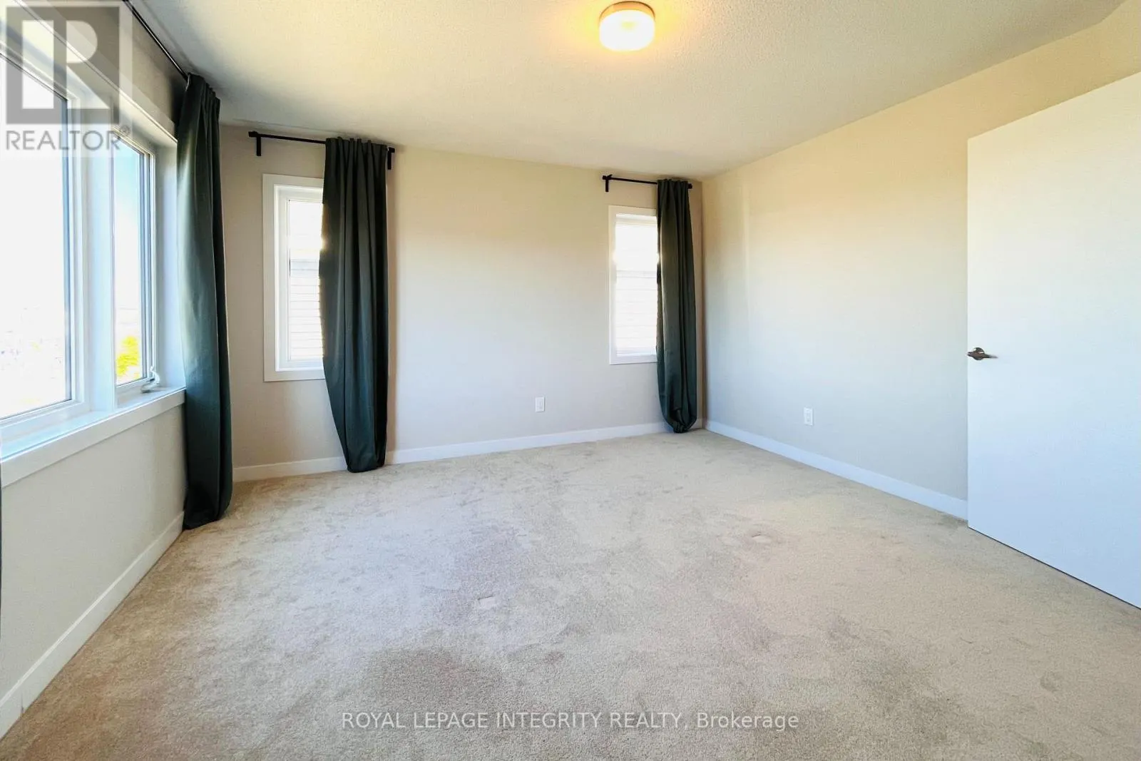 324 CANADENSIS LANE