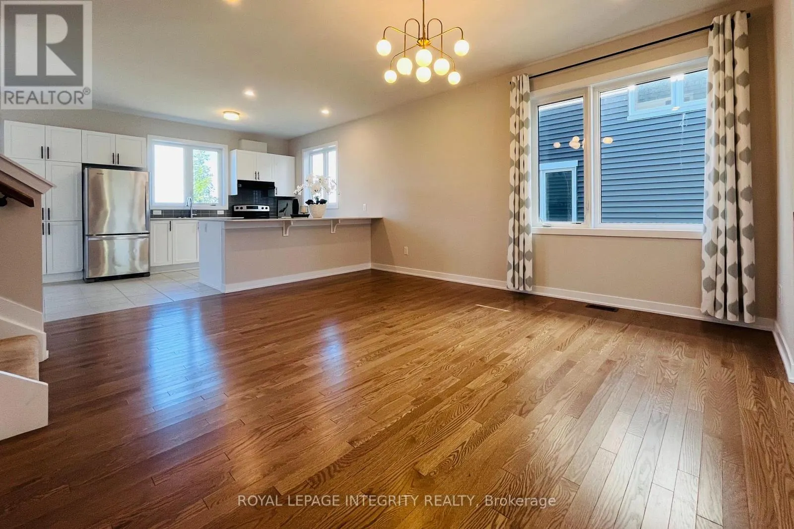 324 CANADENSIS LANE