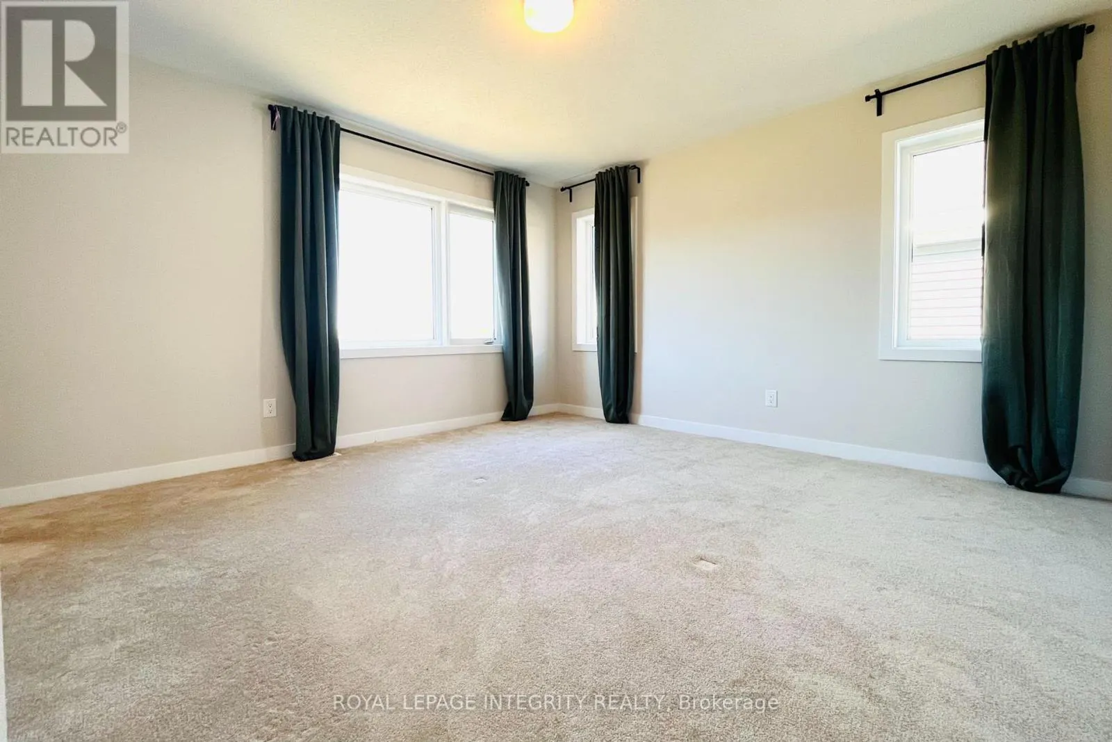 324 CANADENSIS LANE