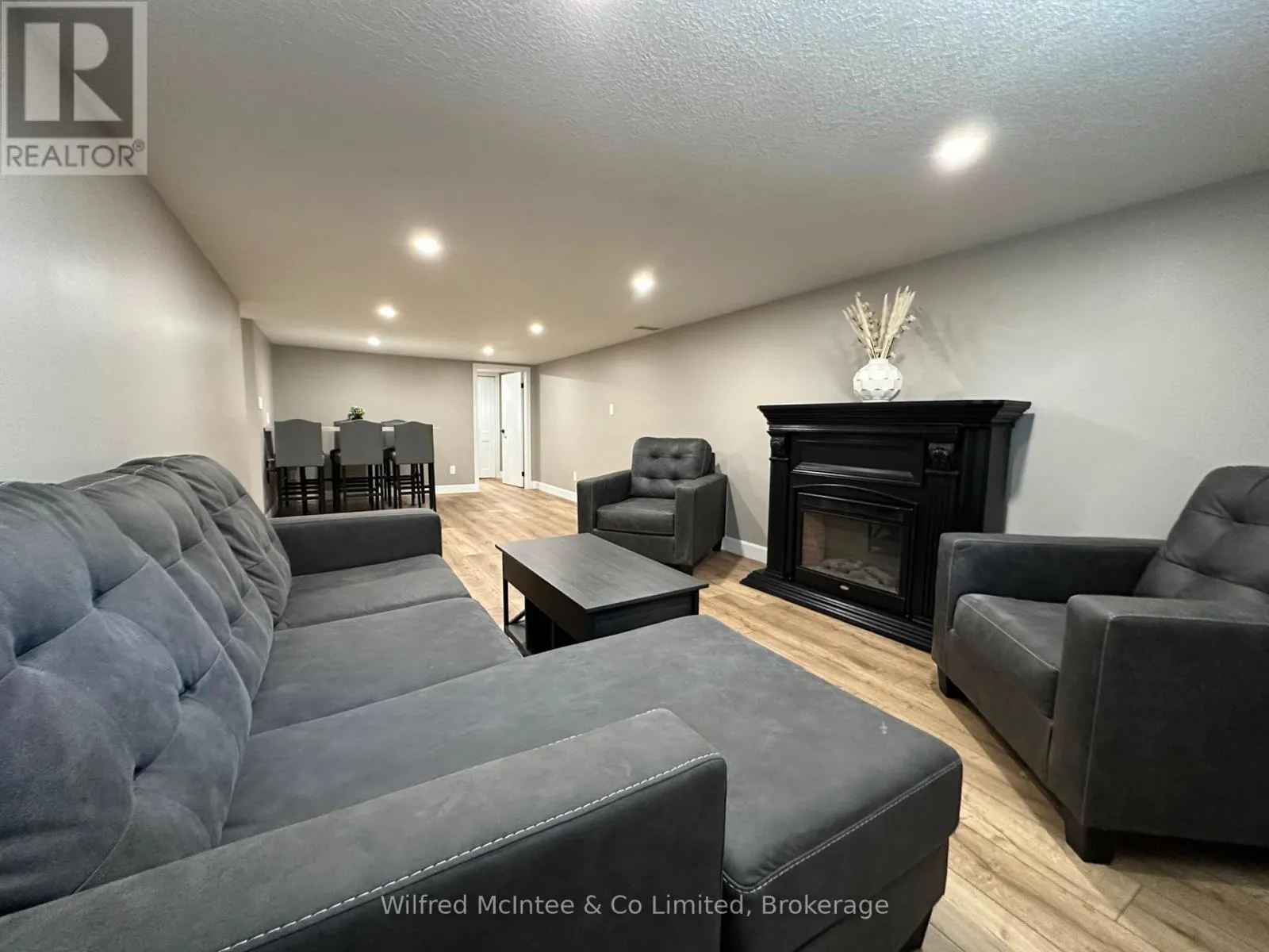 166 CORNWALL STREET