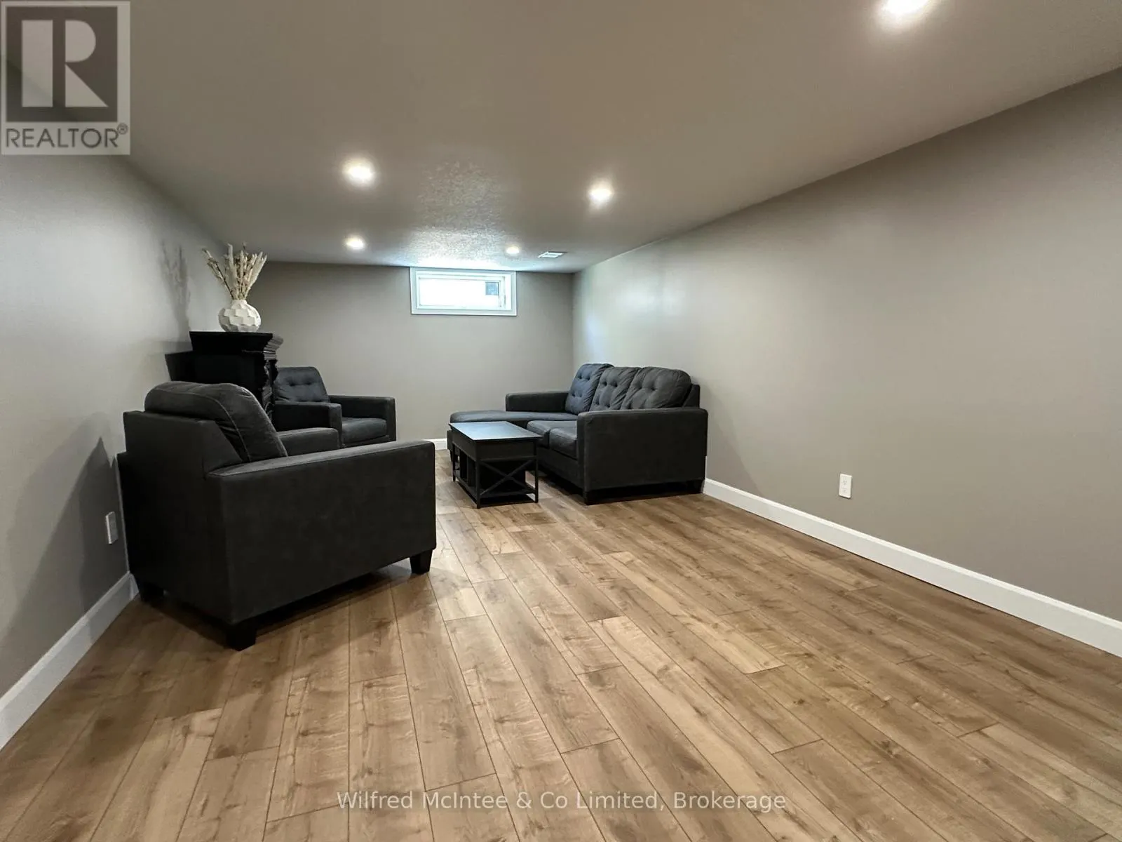 166 CORNWALL STREET