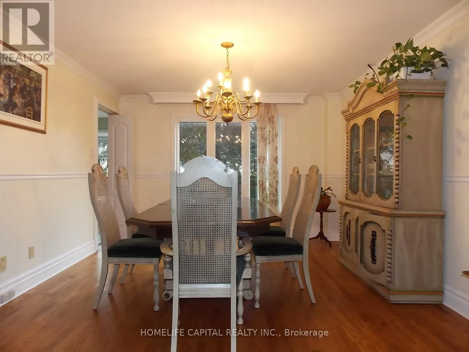 1804 ROBINWOOD PLACE