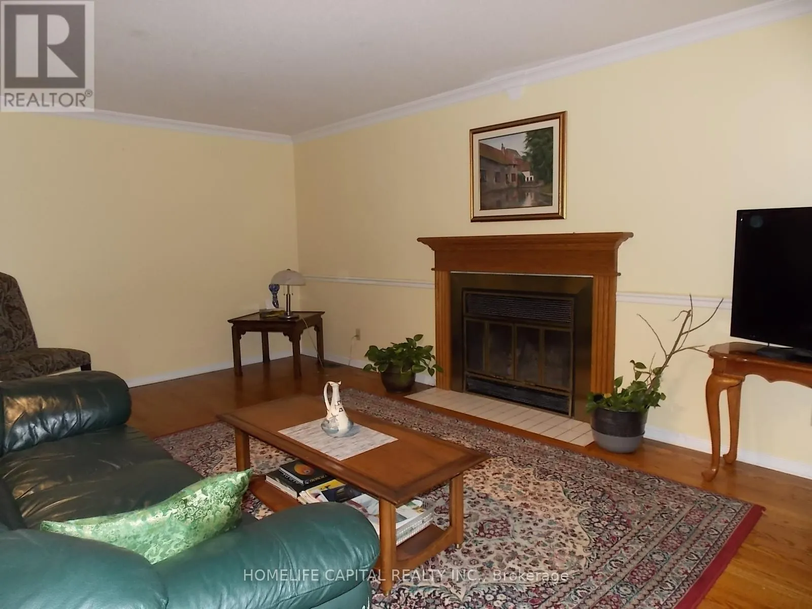 1804 ROBINWOOD PLACE