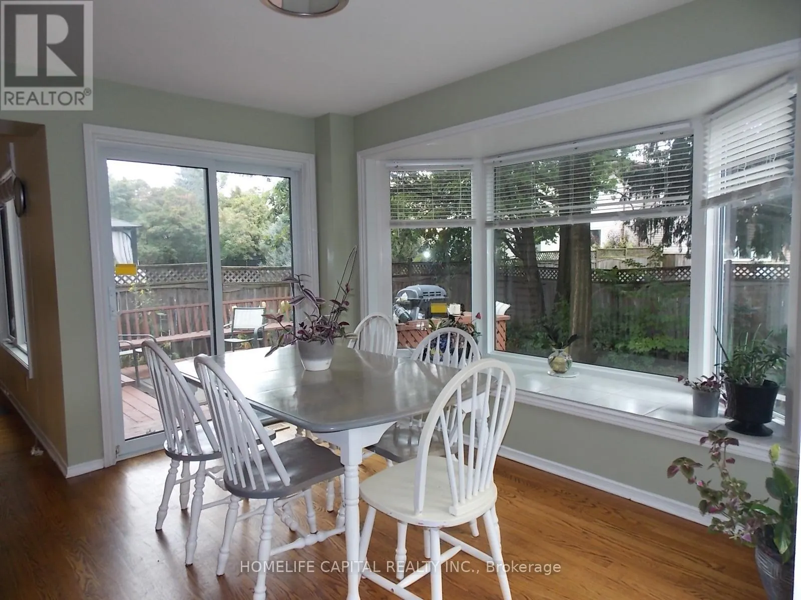 1804 ROBINWOOD PLACE