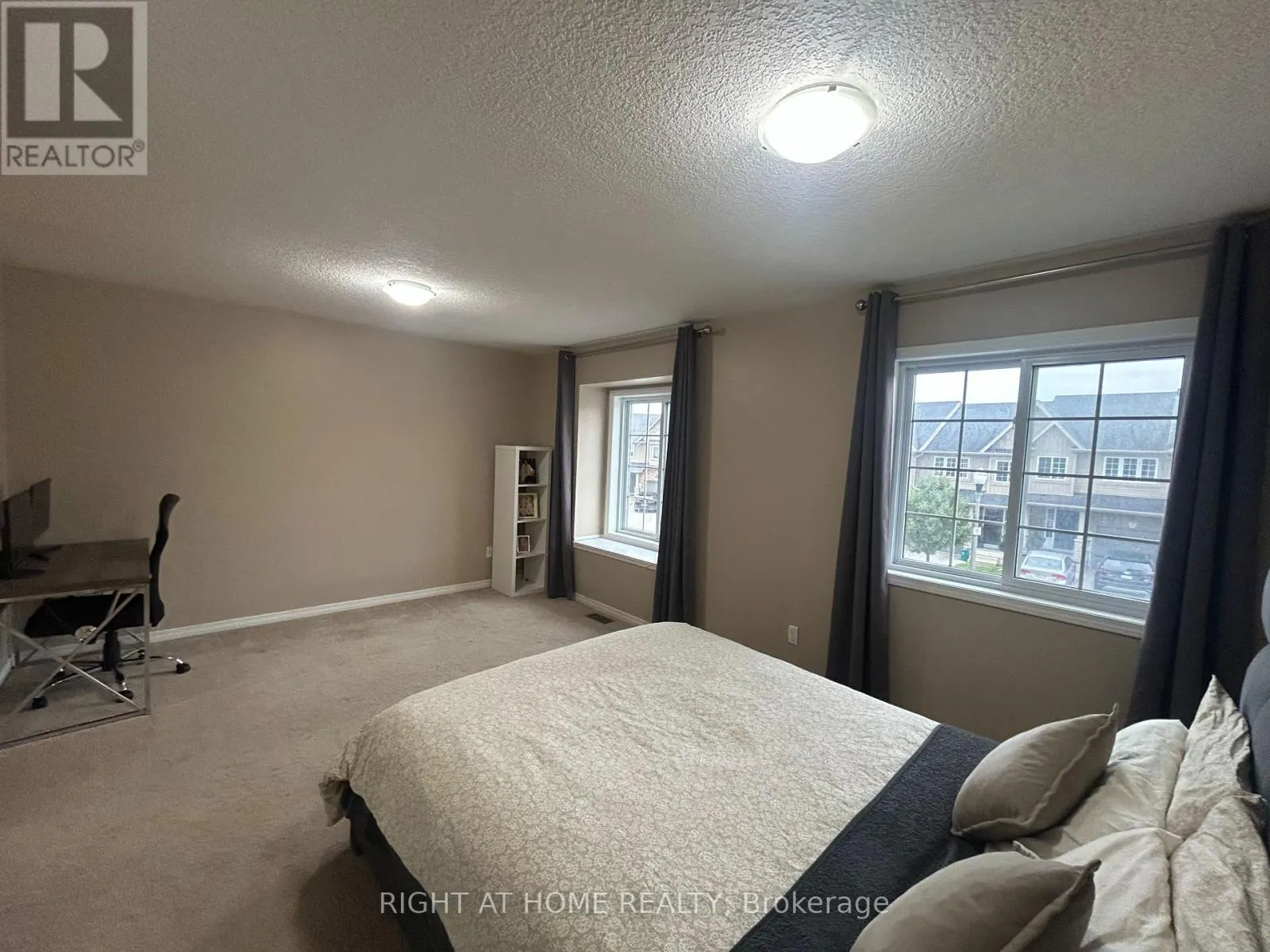 972 ZELLER CRESCENT