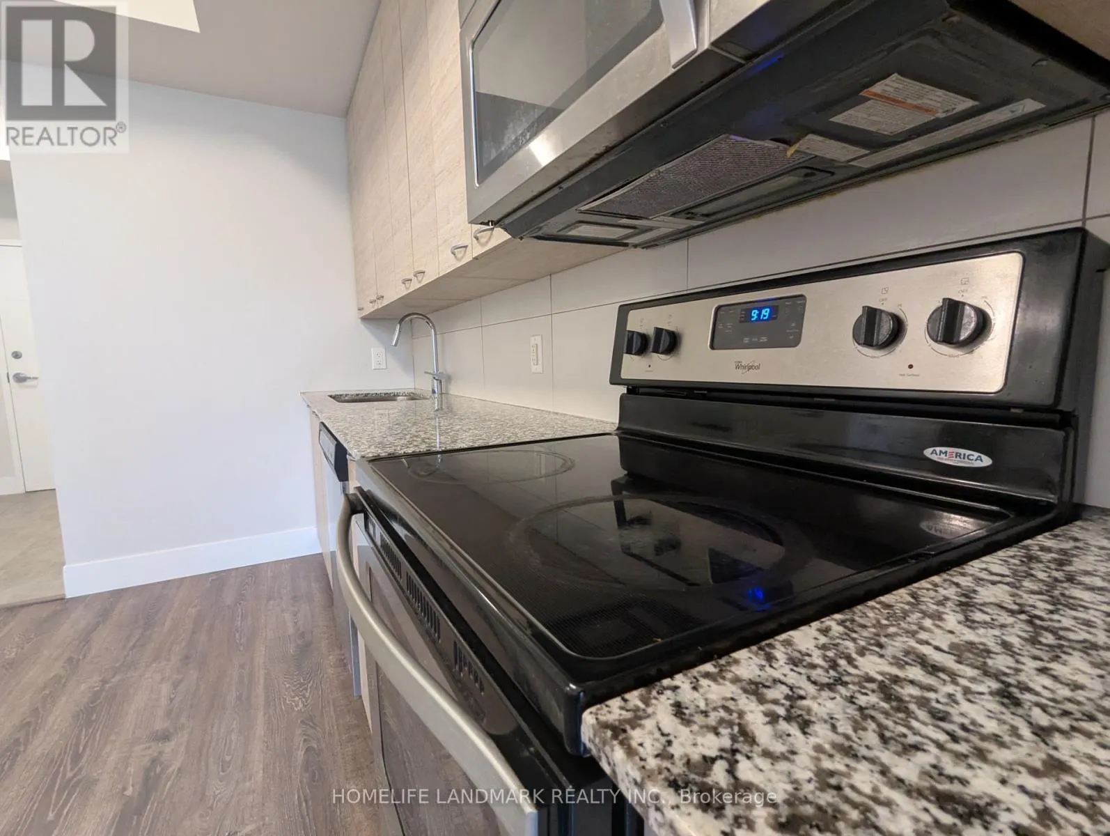 302 - 253 ALBERT STREET