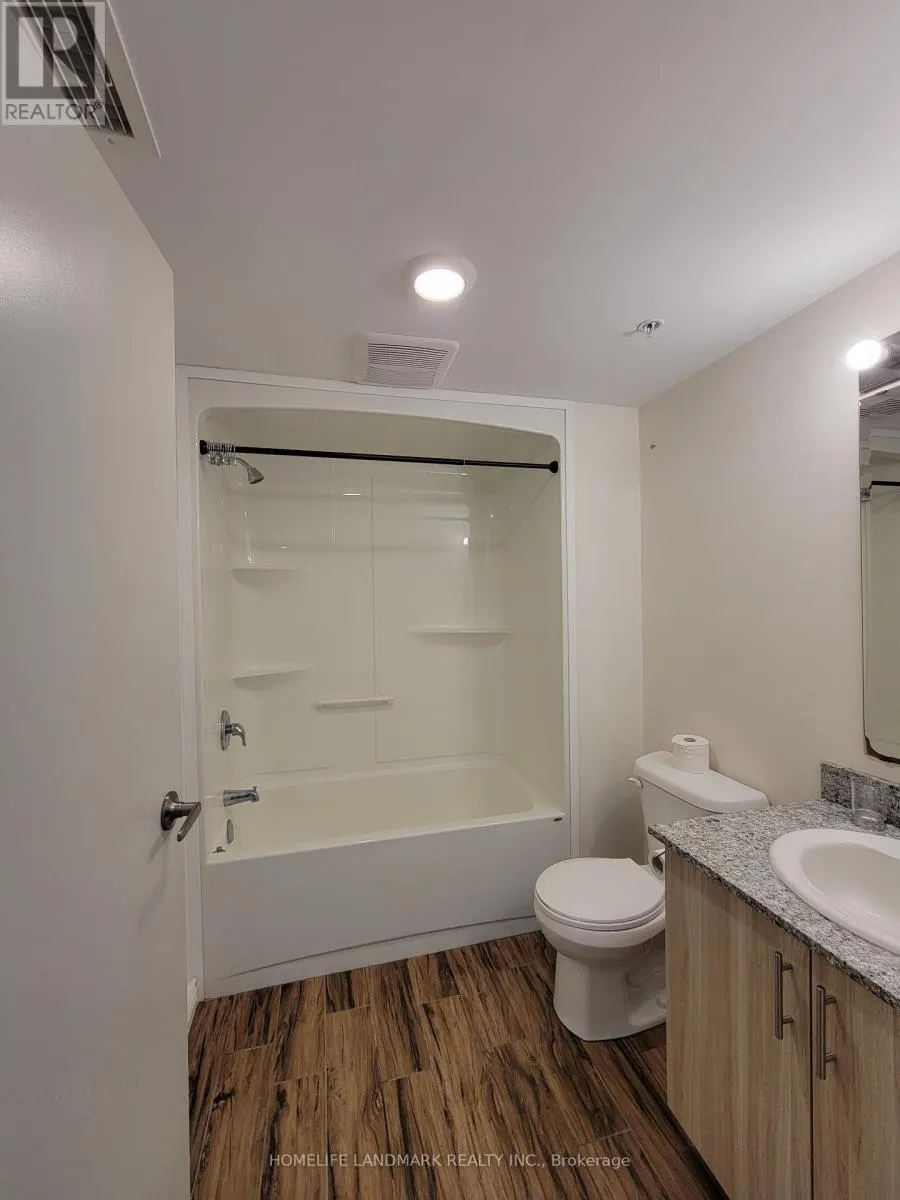 G401 - 275 LARCH STREET