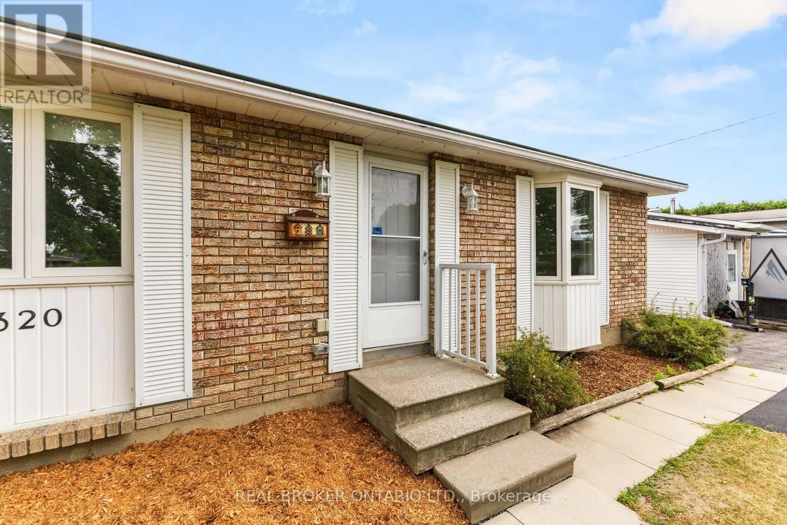 A - 320 REYNOLDS DRIVE