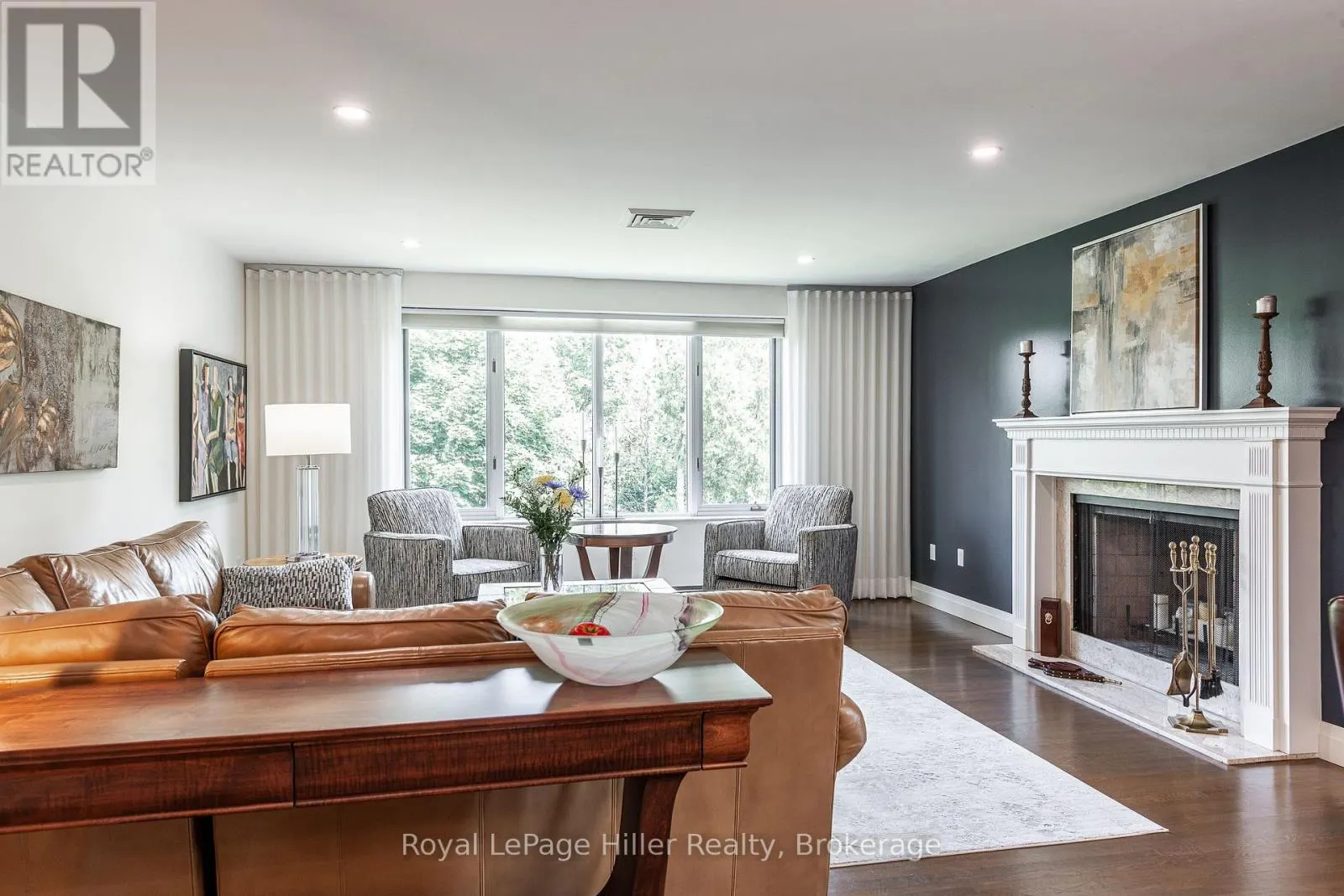 205 - 30 FRONT STREET, #205
