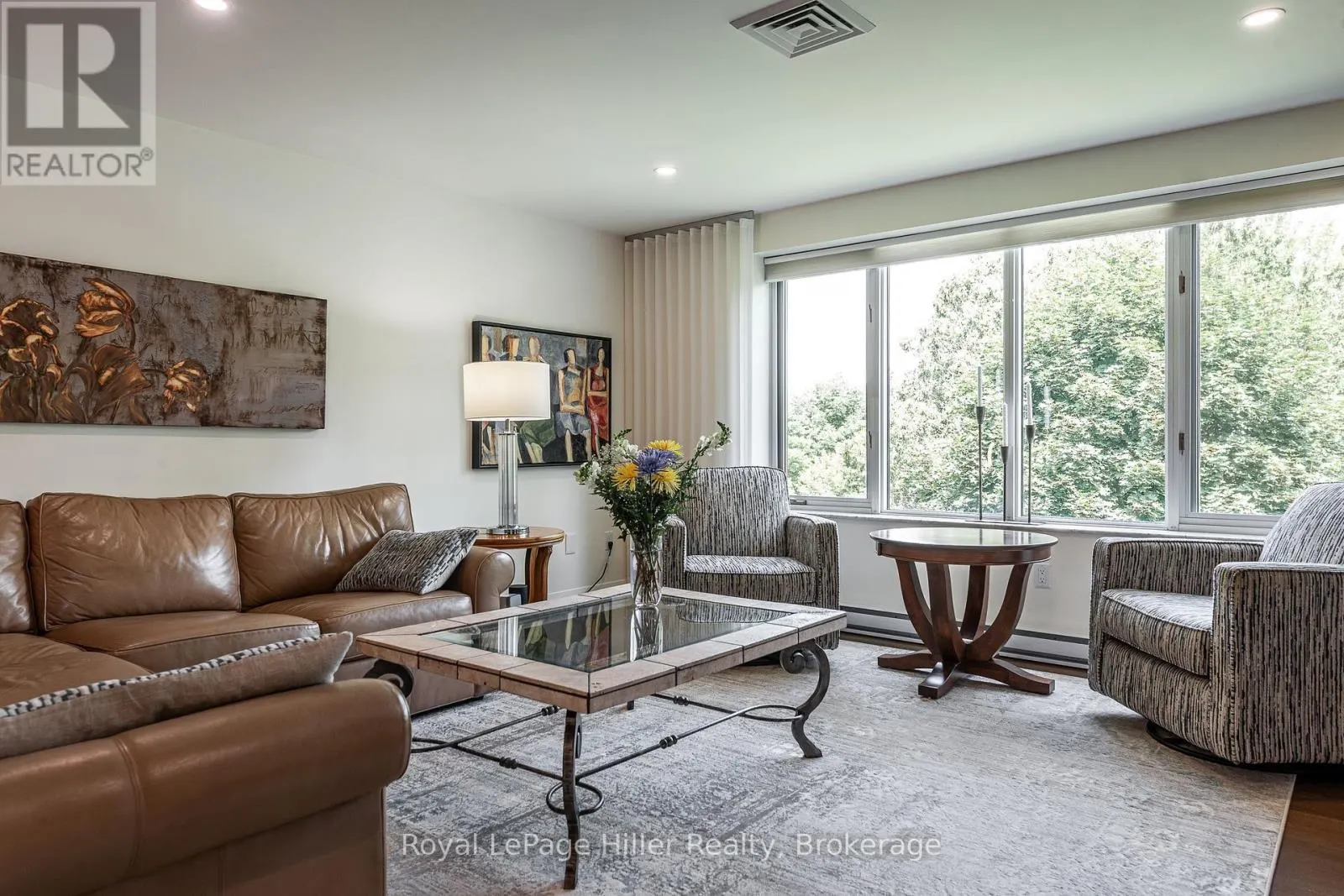 205 - 30 FRONT STREET, #205