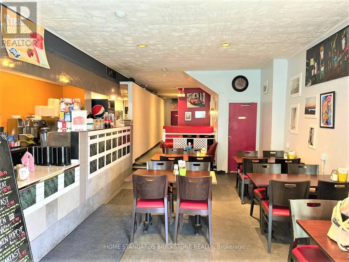 29 JOHN STREET N