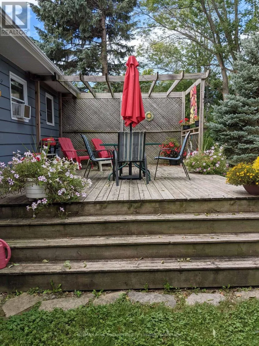 276 PARKER STREET W
