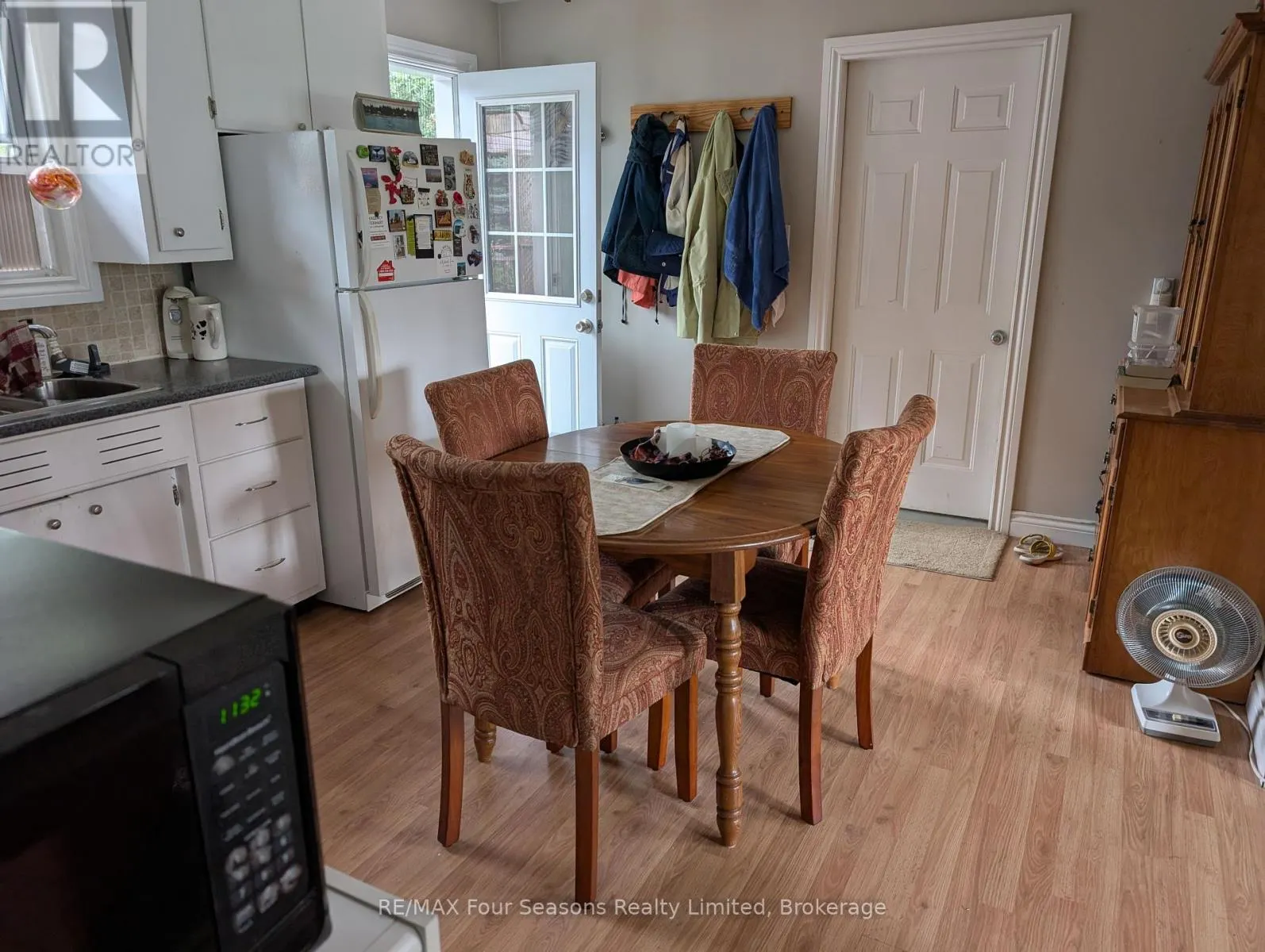 276 PARKER STREET W