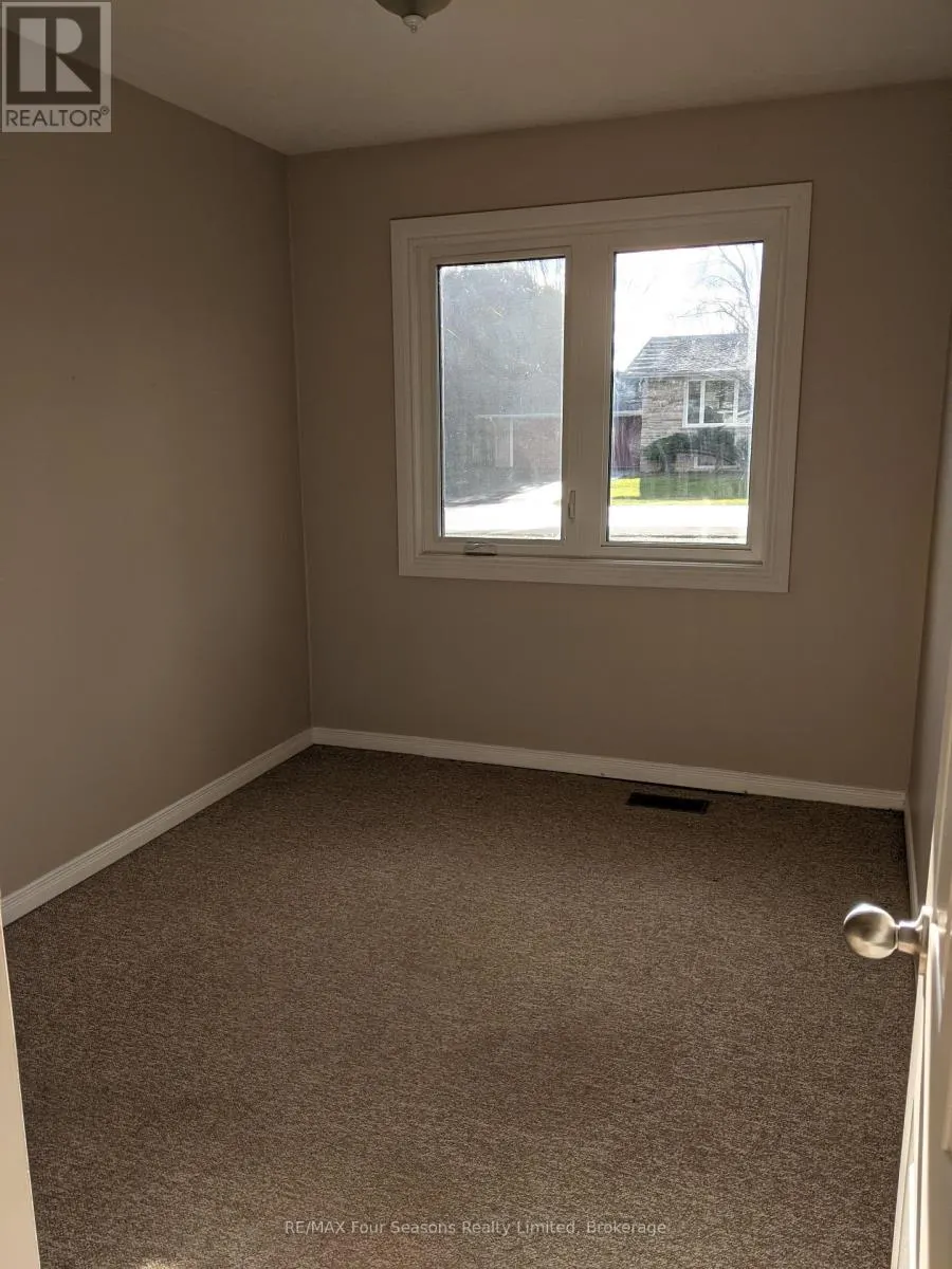 276 PARKER STREET W