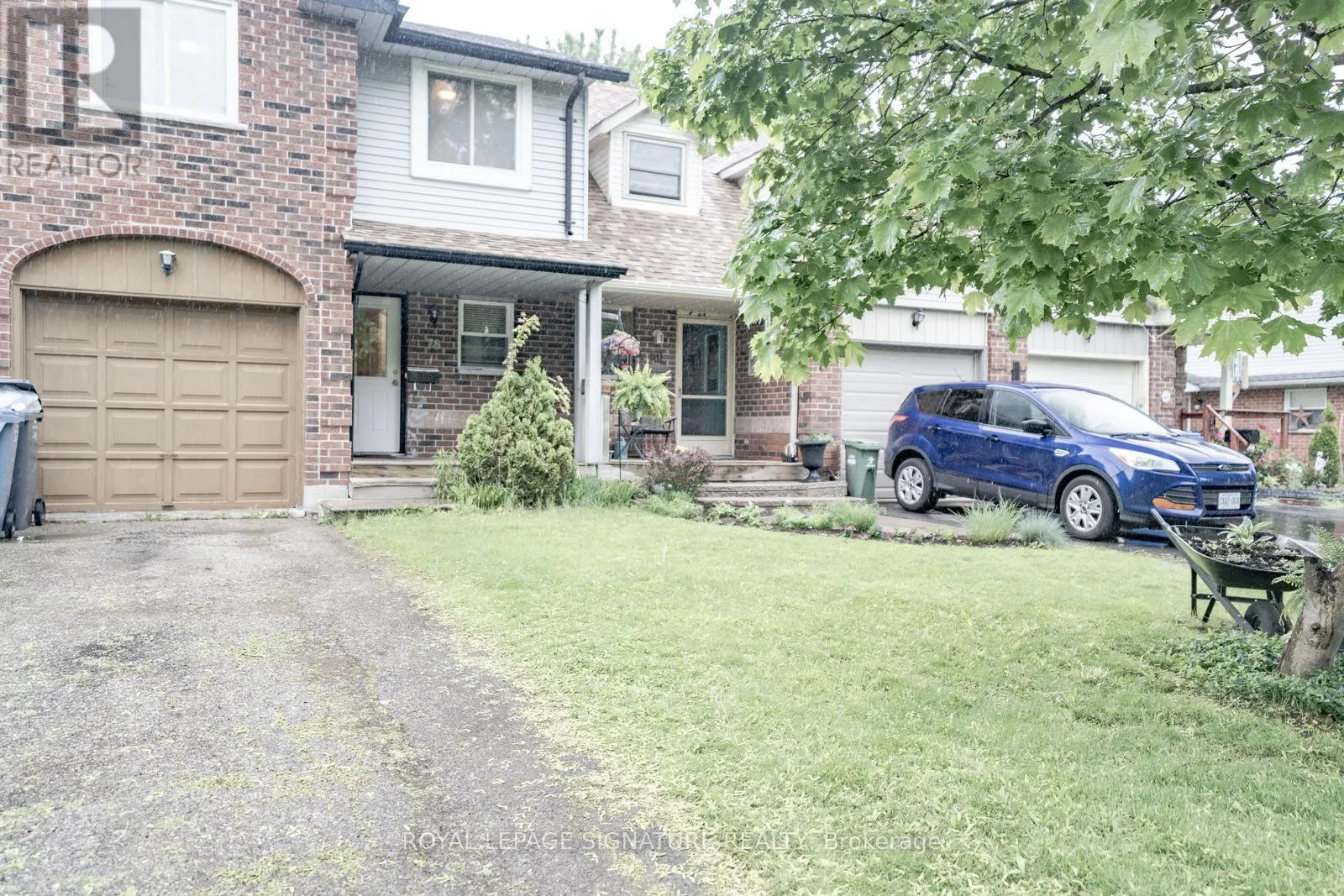 78 GRANDRIDGE CRESCENT