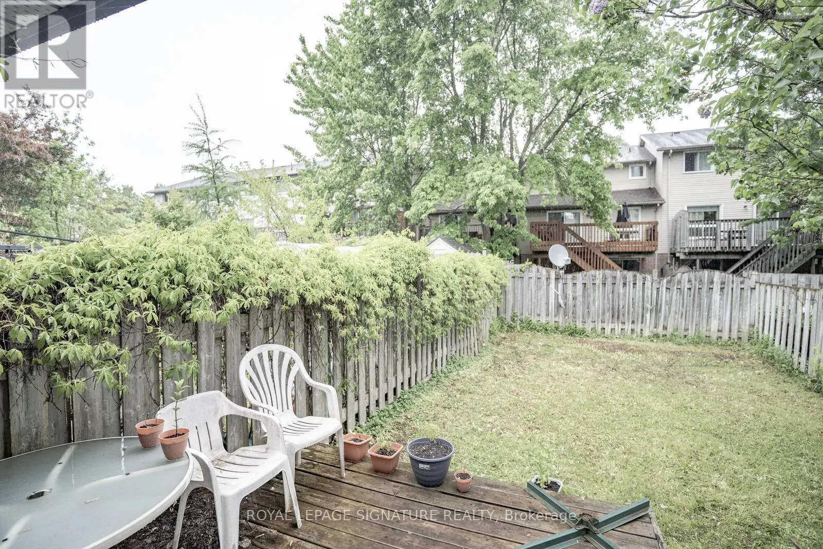 78 GRANDRIDGE CRESCENT