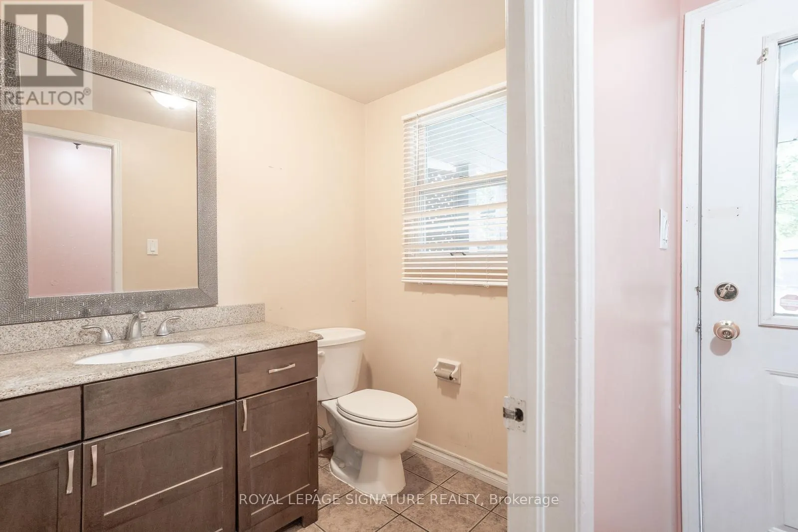 78 GRANDRIDGE CRESCENT