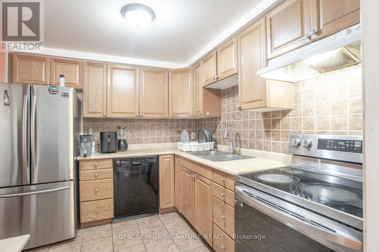 78 GRANDRIDGE CRESCENT