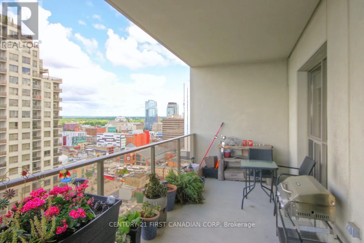 2108 - 330 RIDOUT STREET N, #2108