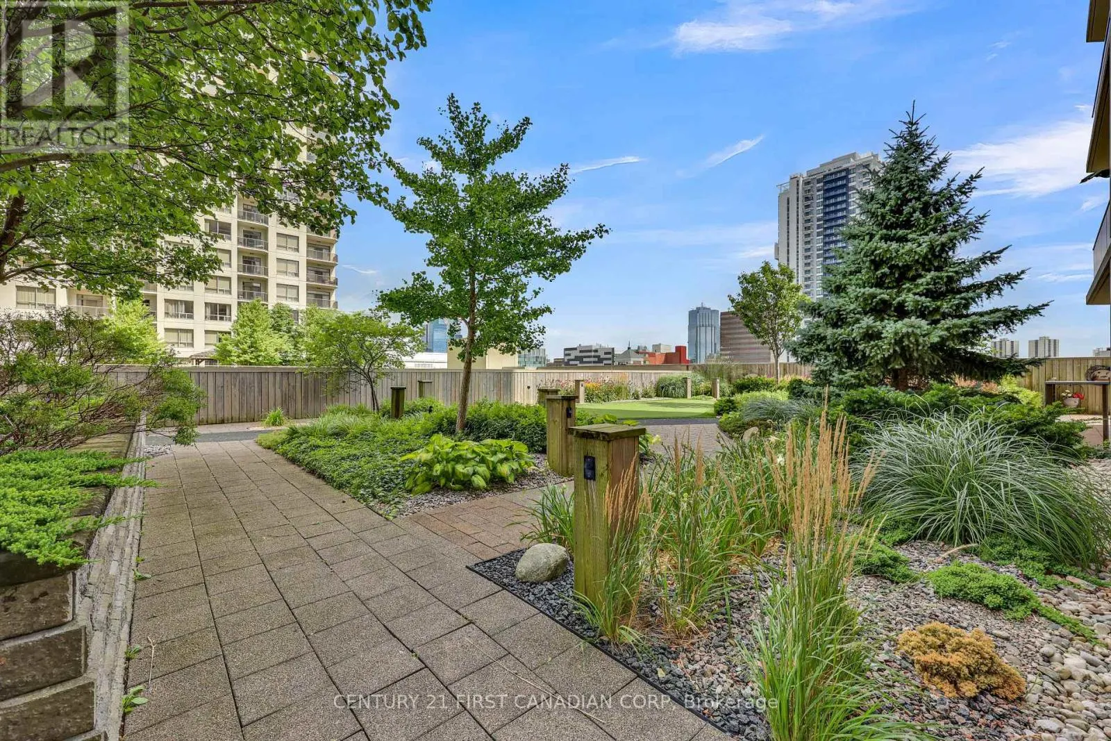 2108 - 330 RIDOUT STREET N, #2108