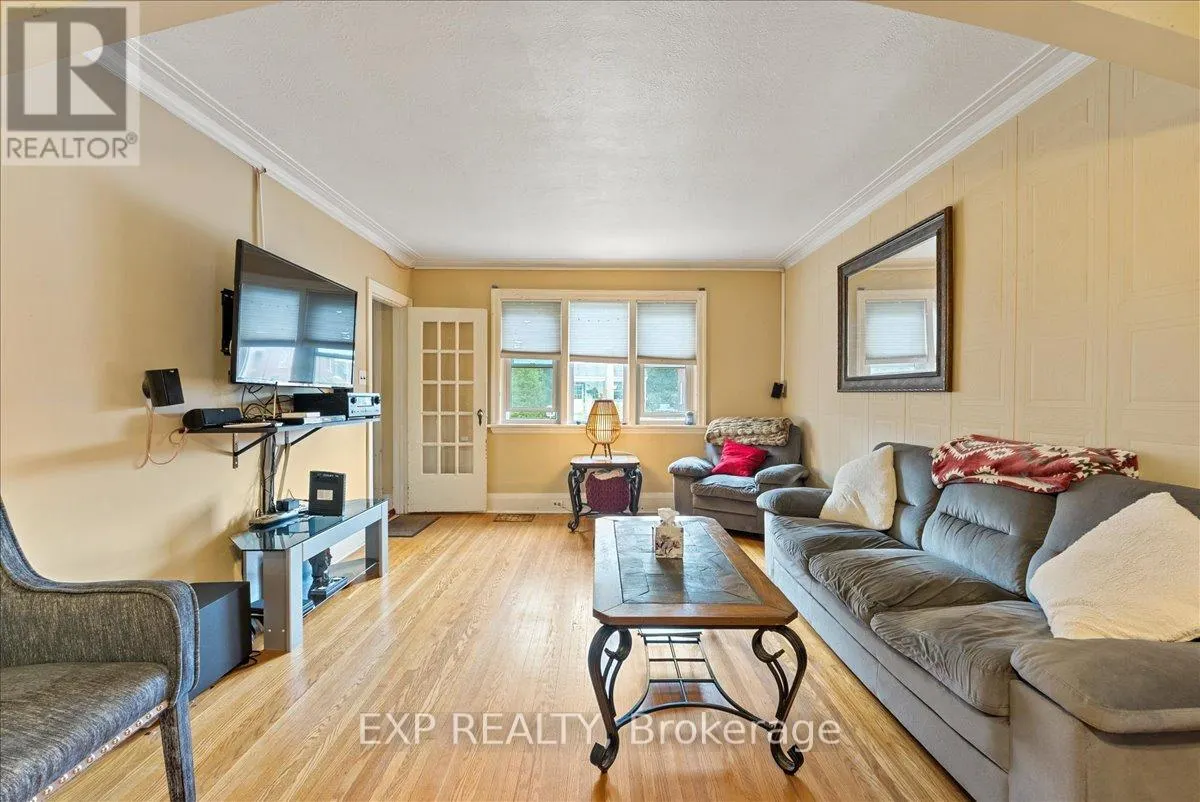 225 MCGILL STREET