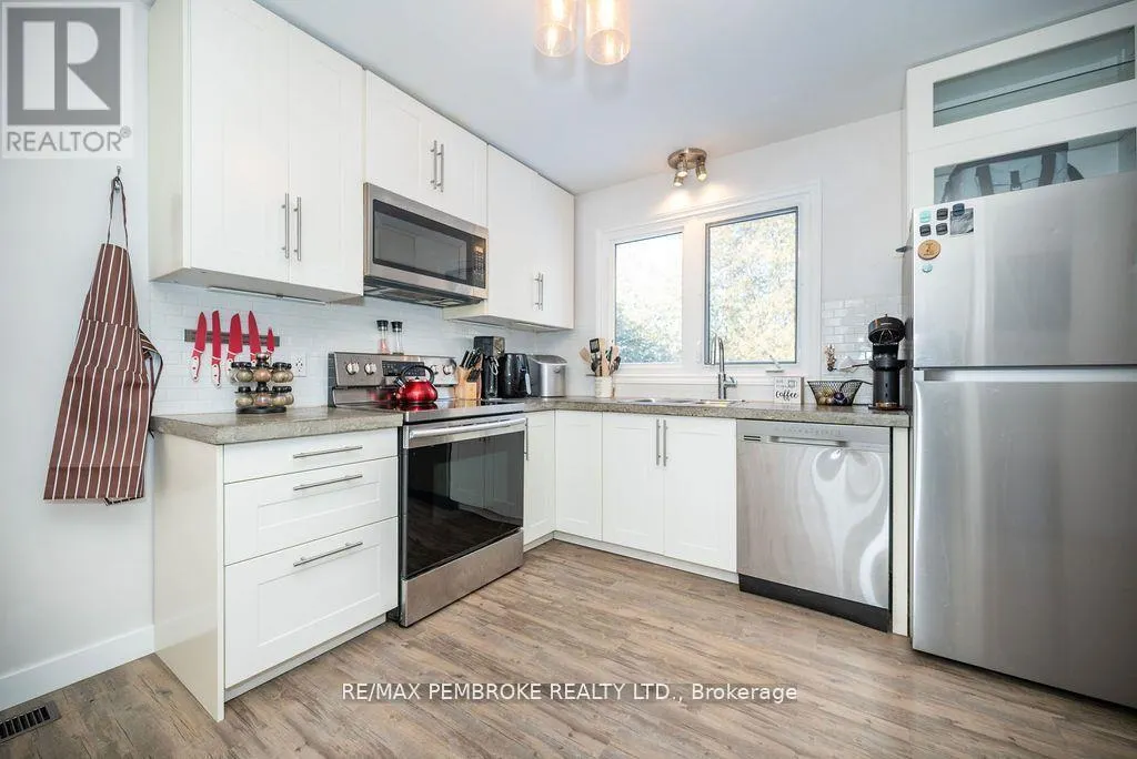13 HIGHLAND CRESCENT
