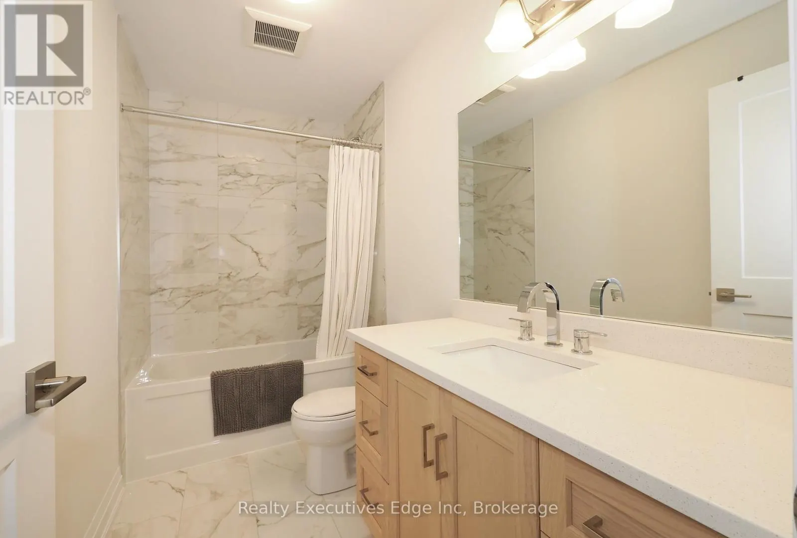 16 - 675 VICTORIA ROAD N, #16