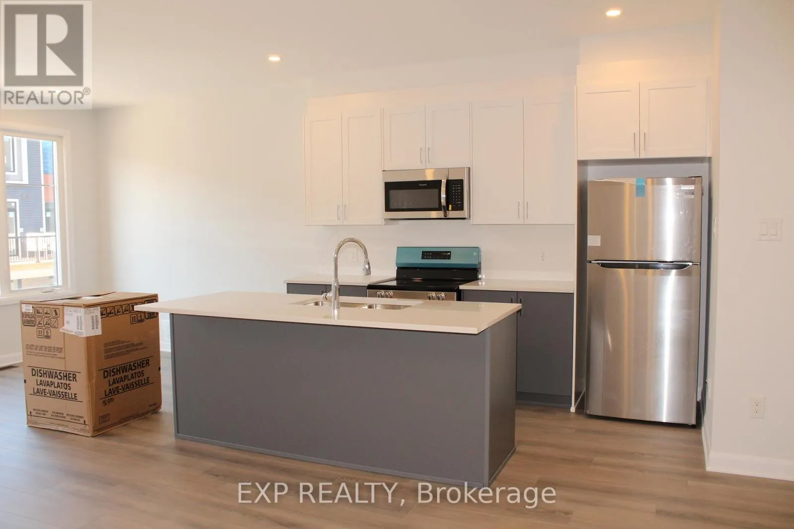 510 WOODLILY PRIVATE