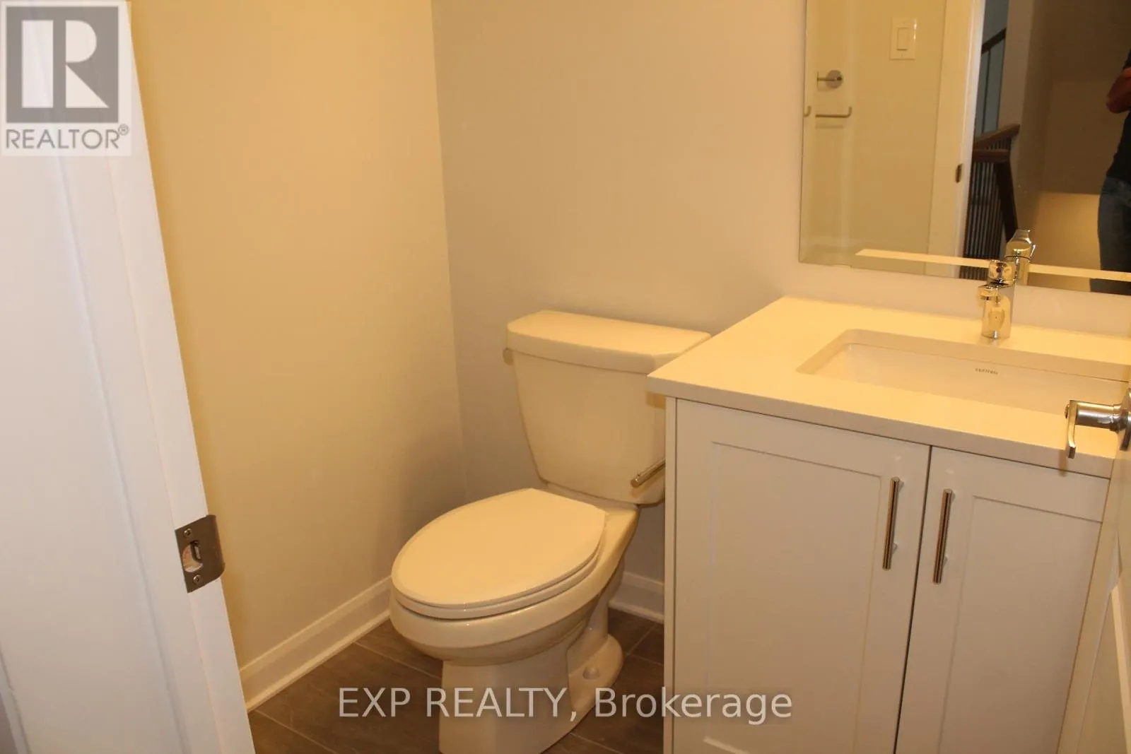 510 WOODLILY PRIVATE